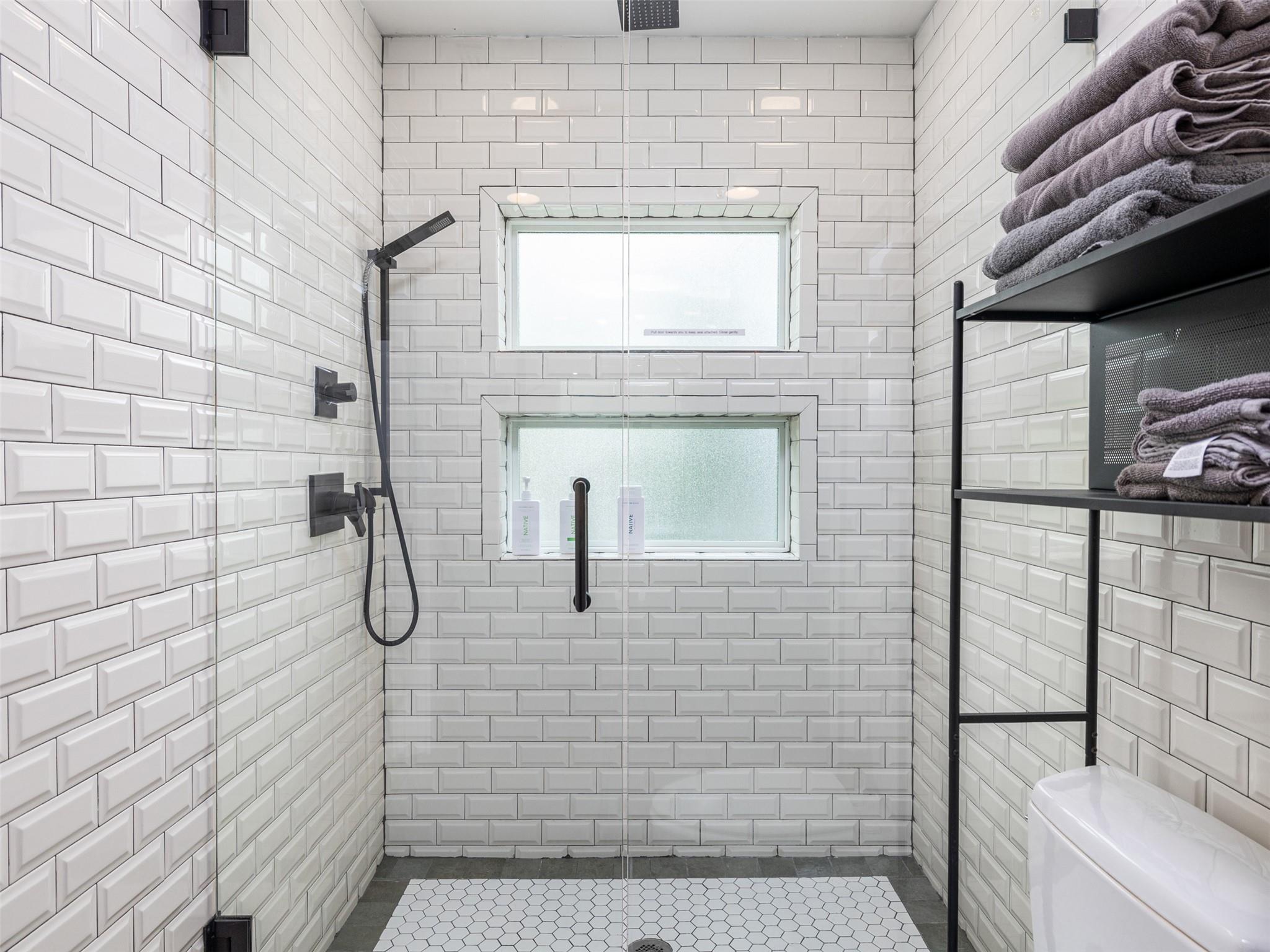 1109 Angelina St, Austin, TX 78702