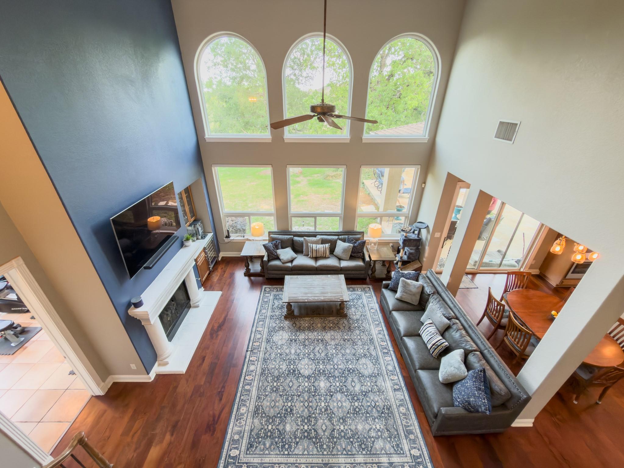 2611 Demona Dr, Austin, TX 78733