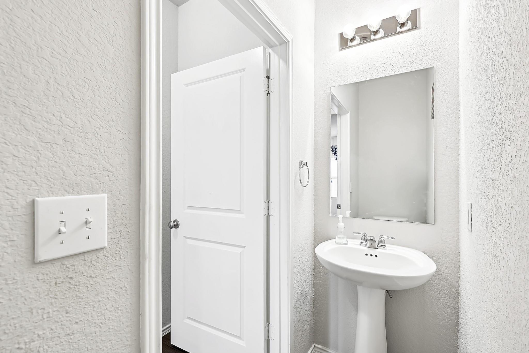 10713 Dimitrios Dr, Austin, TX 78747