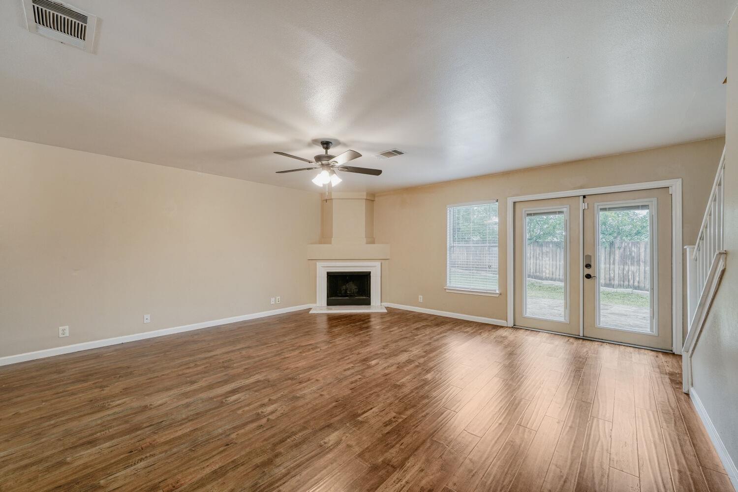 928 Justeford Dr, Pflugerville, TX 78660