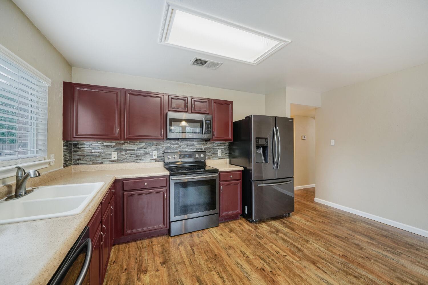 928 Justeford Dr, Pflugerville, TX 78660