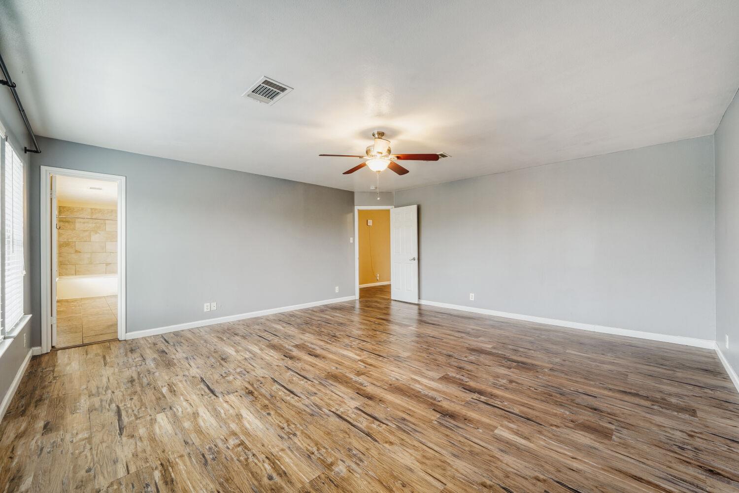 928 Justeford Dr, Pflugerville, TX 78660