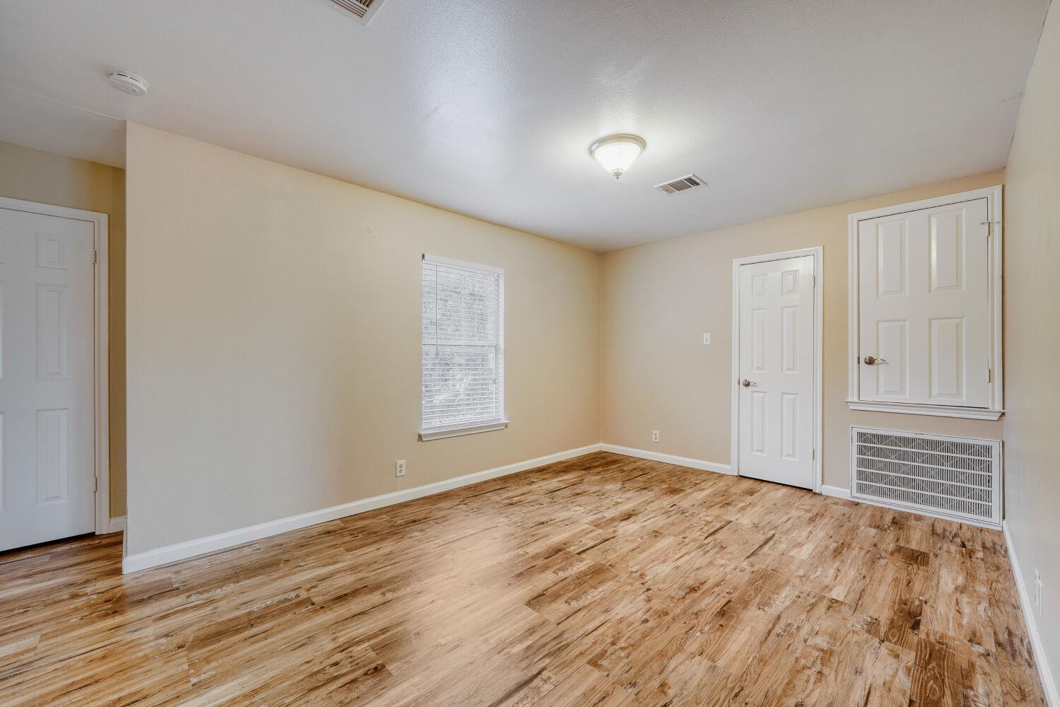 928 Justeford Dr, Pflugerville, TX 78660