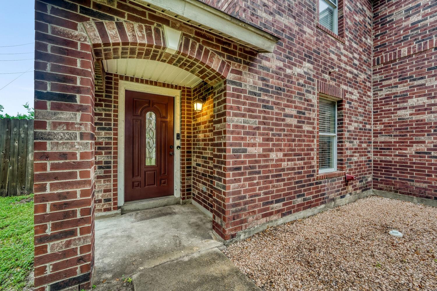 928 Justeford Dr, Pflugerville, TX 78660