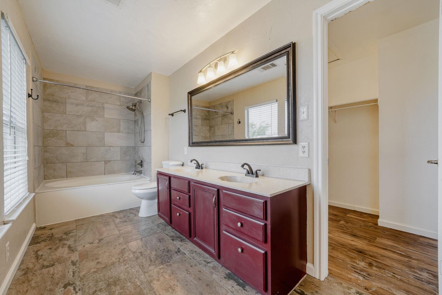 928 Justeford Dr, Pflugerville, TX 78660