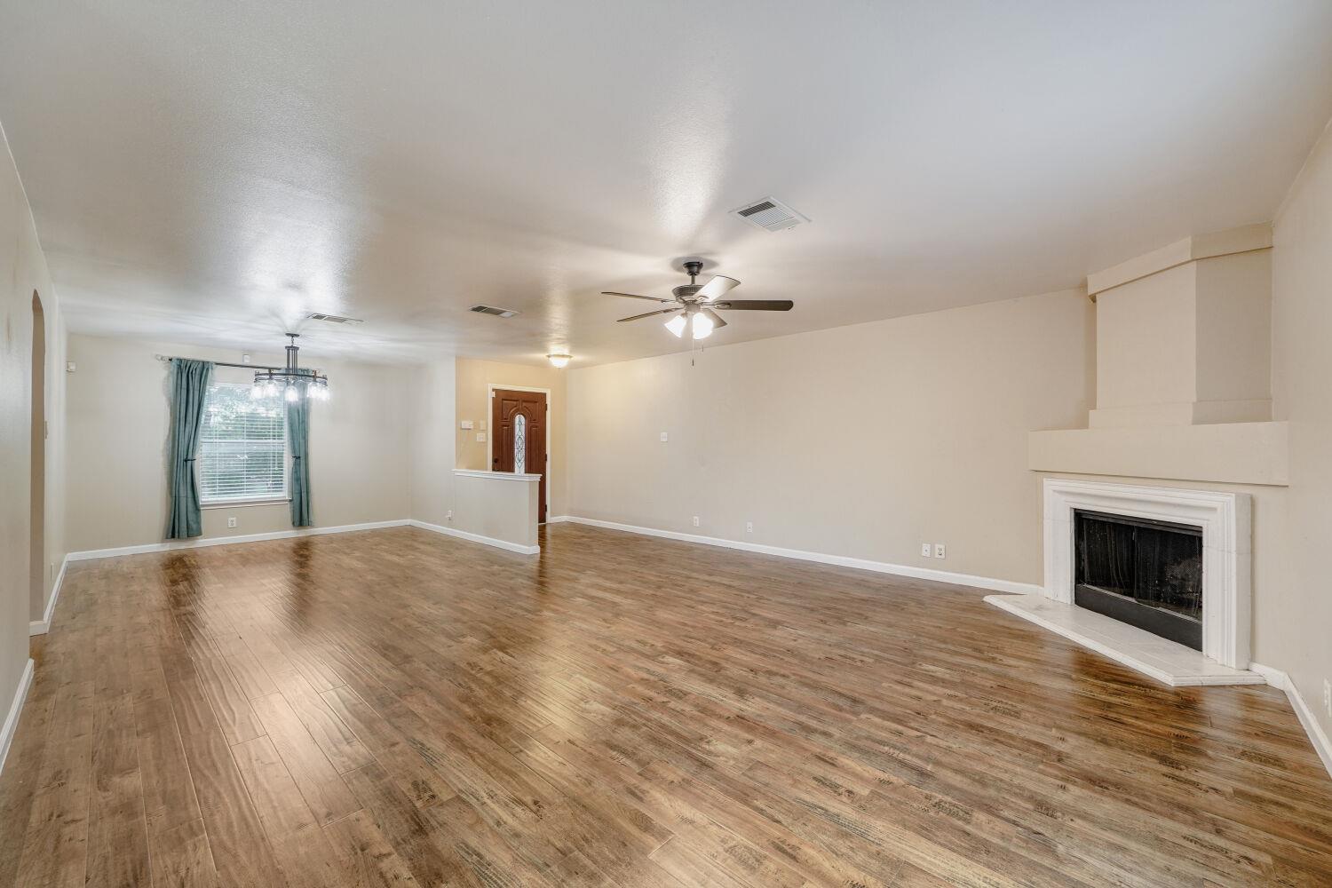 928 Justeford Dr, Pflugerville, TX 78660