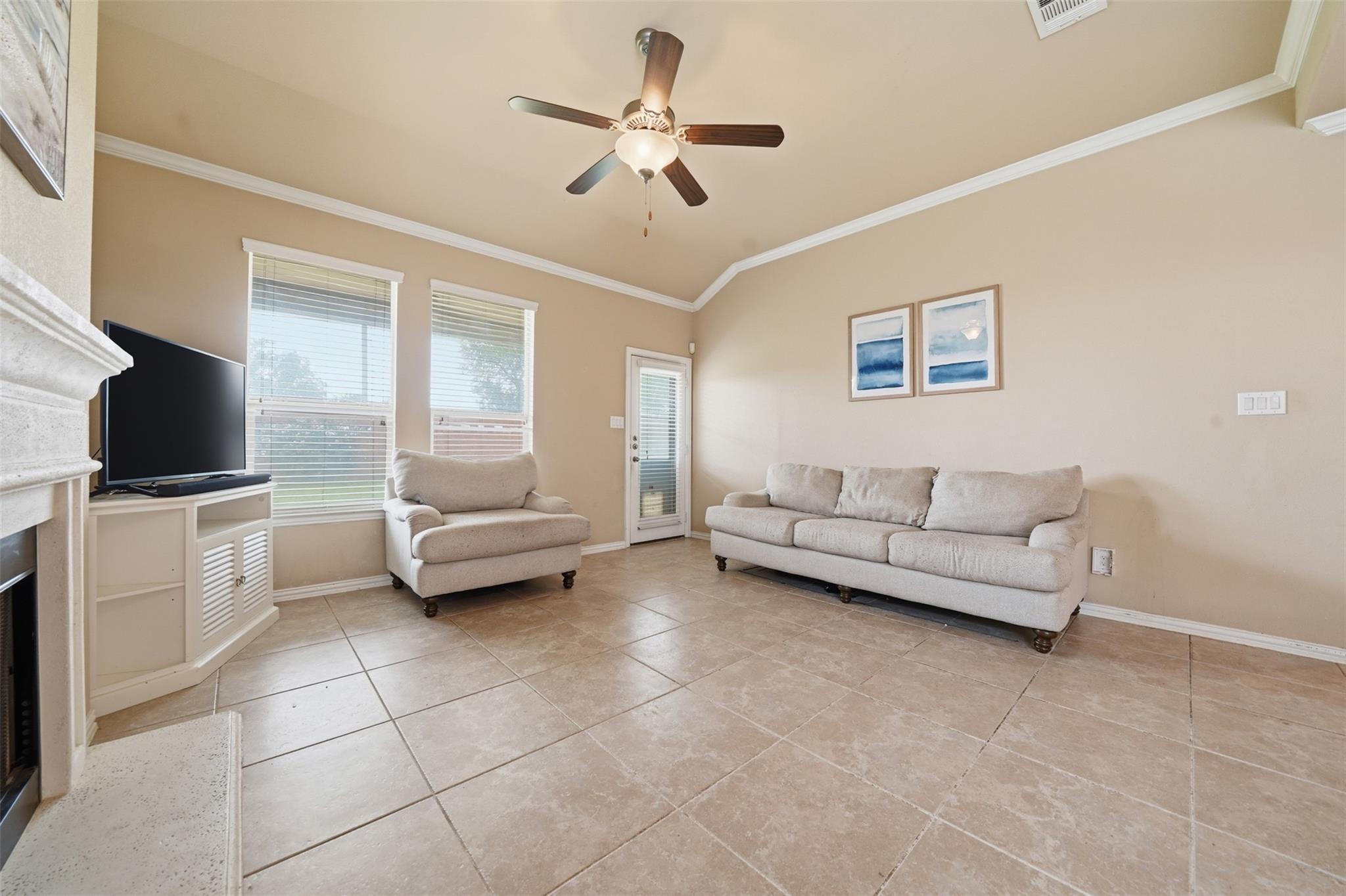1927 Autumn Run Ln, Round Rock, TX 78665