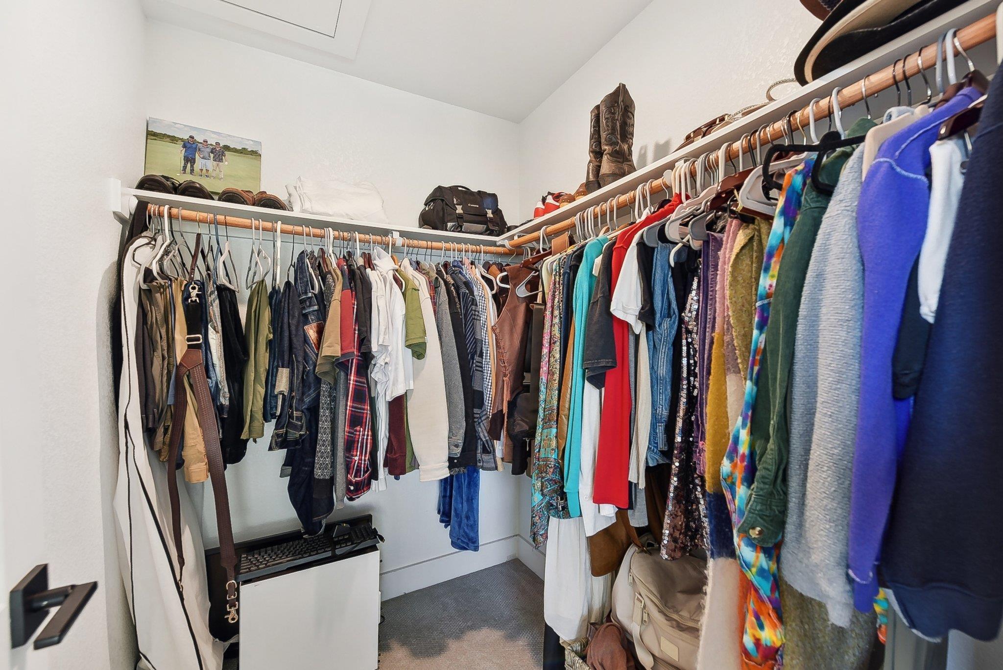 25 Woodacre Dr, Wimberley, TX 78676