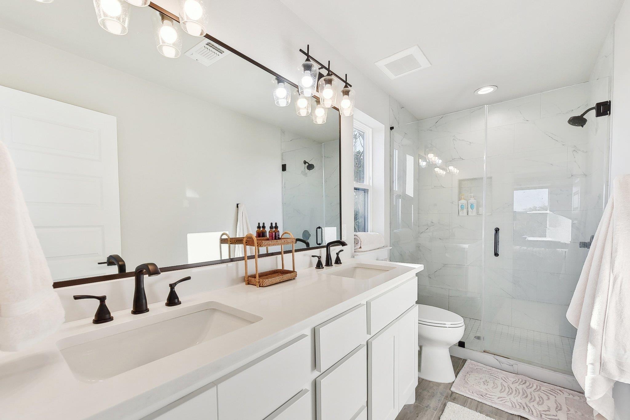 25 Woodacre Dr, Wimberley, TX 78676