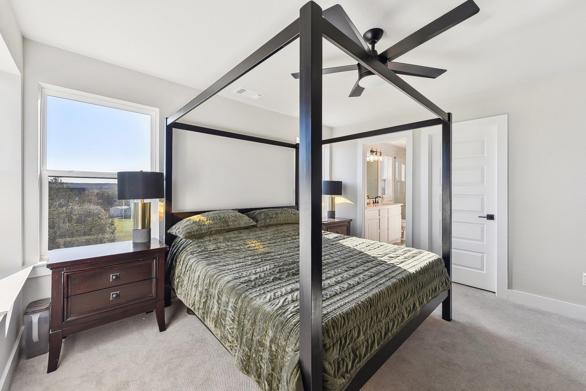 25 Woodacre Dr, Wimberley, TX 78676