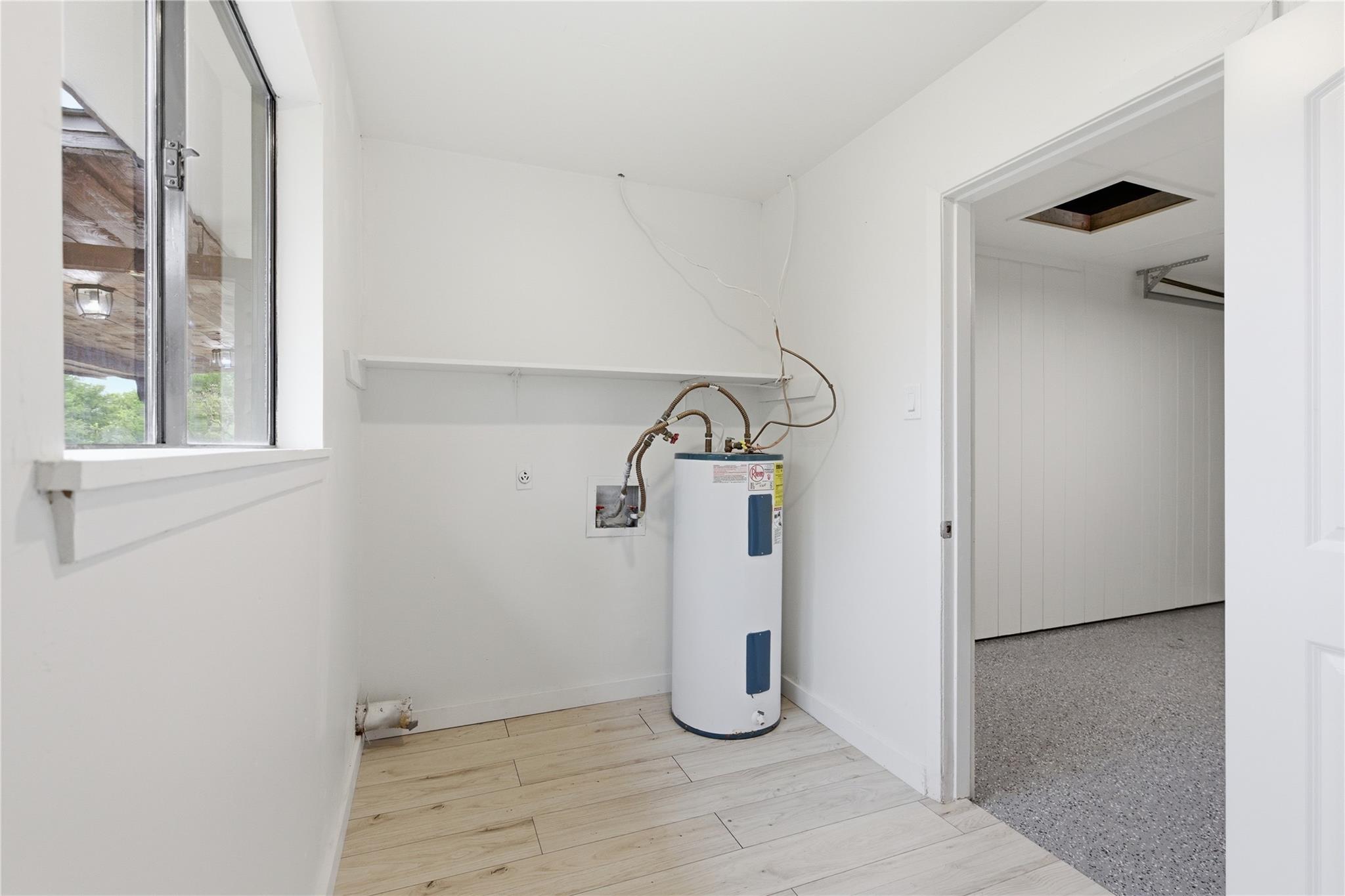 1841 Twin Oaks, Kingsland, TX 78639