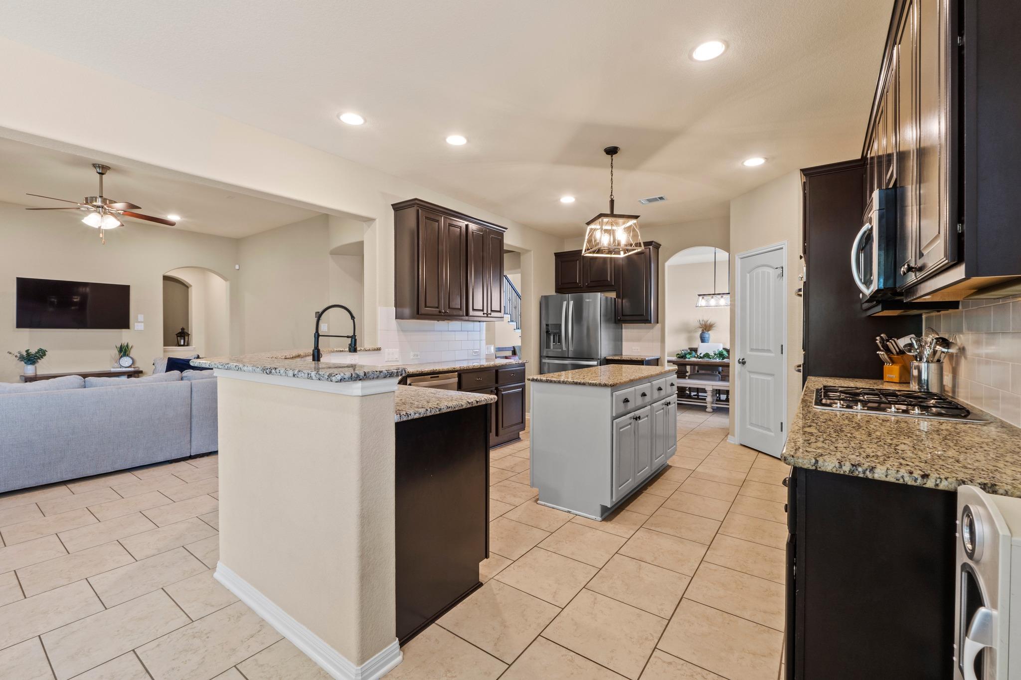 1716 Foxboro Ln, Cedar Park, TX 78613