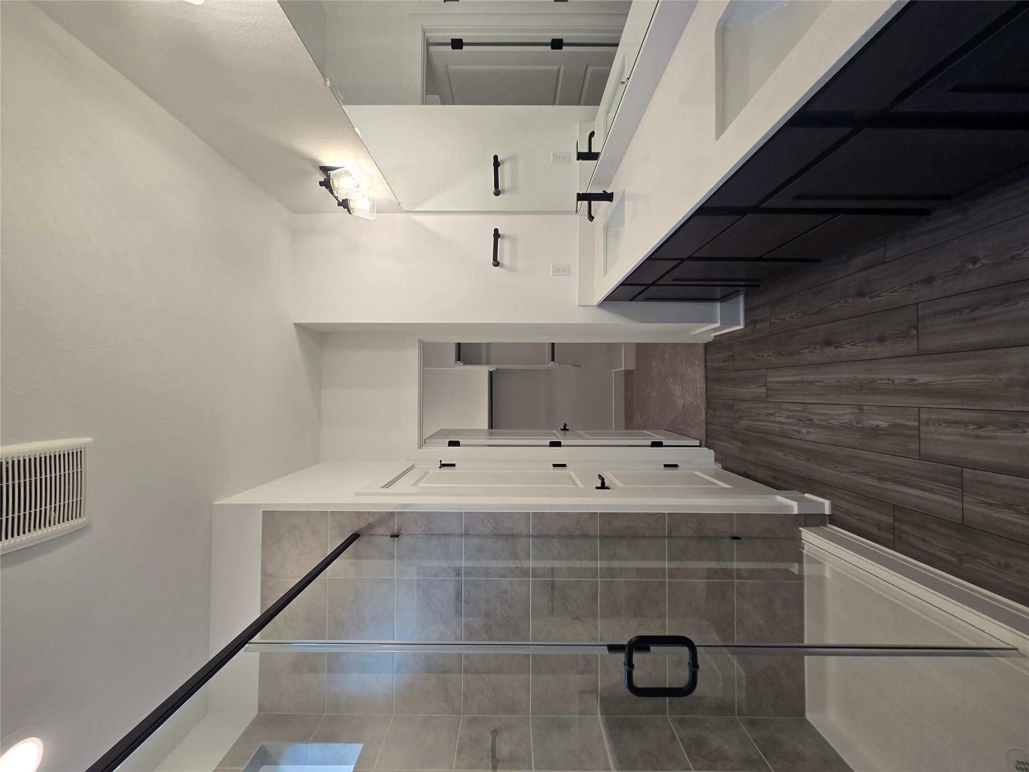 224 Langhorne Bnd, Liberty Hill, TX 78642