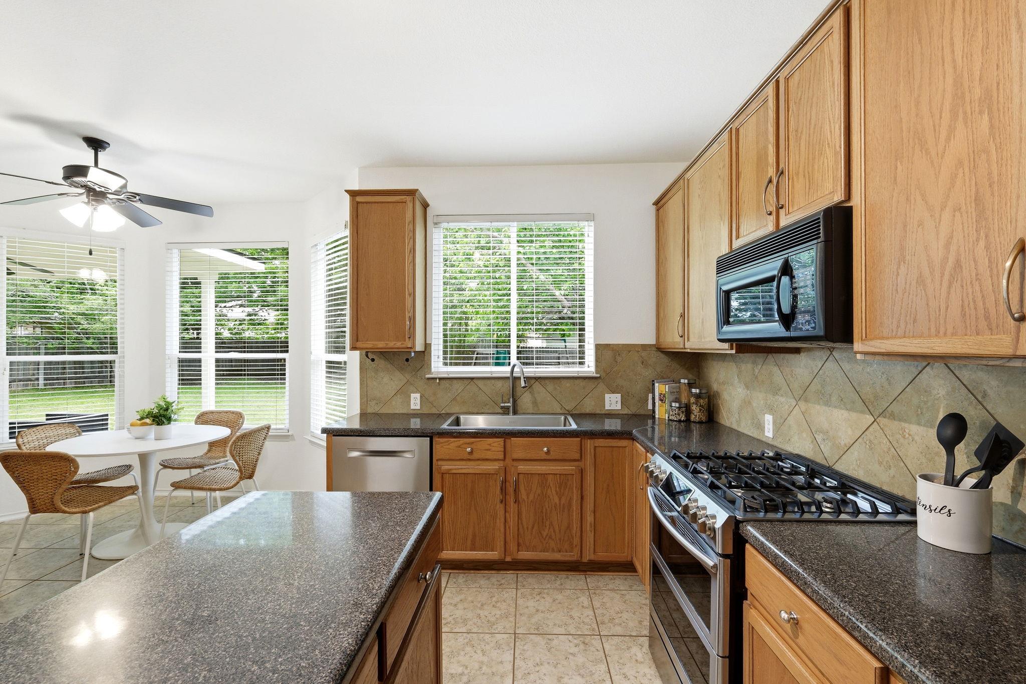 16752 Marsala Springs Dr, Round Rock, TX 78681