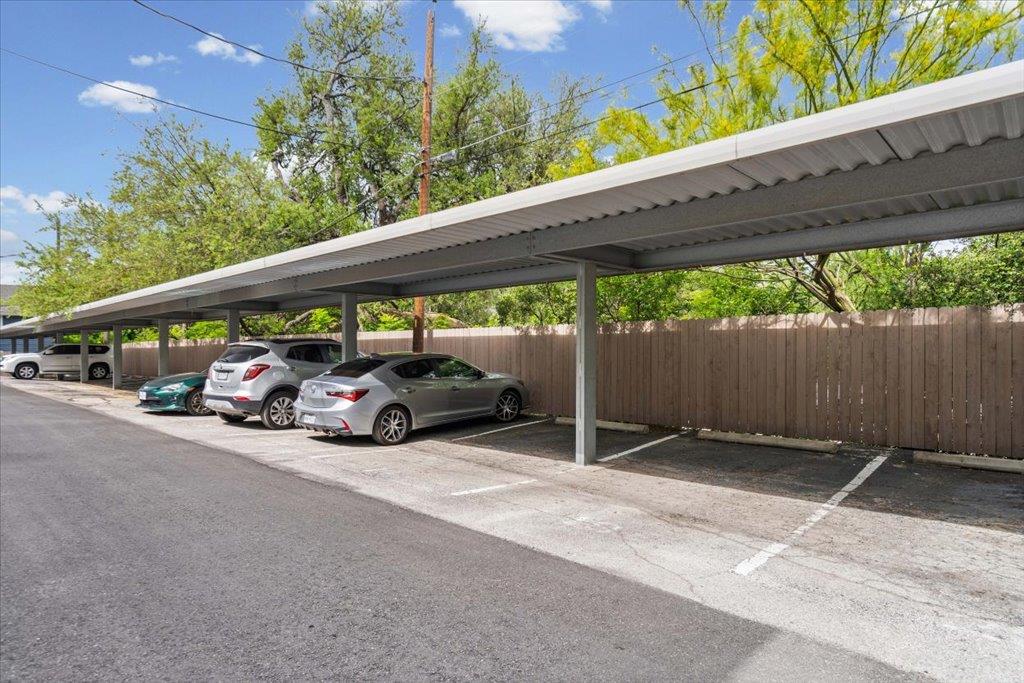 2200 Dickson Dr # 227, Austin, TX 78704