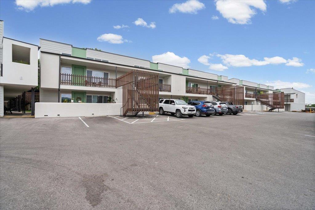 2200 Dickson Dr # 227, Austin, TX 78704