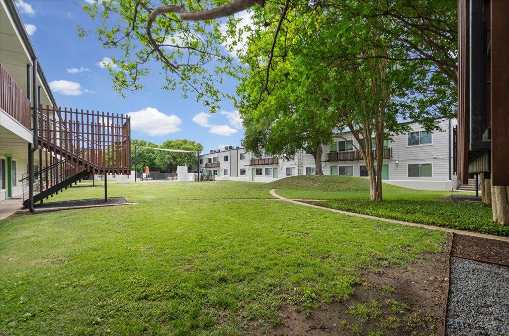 2200 Dickson Dr # 227, Austin, TX 78704