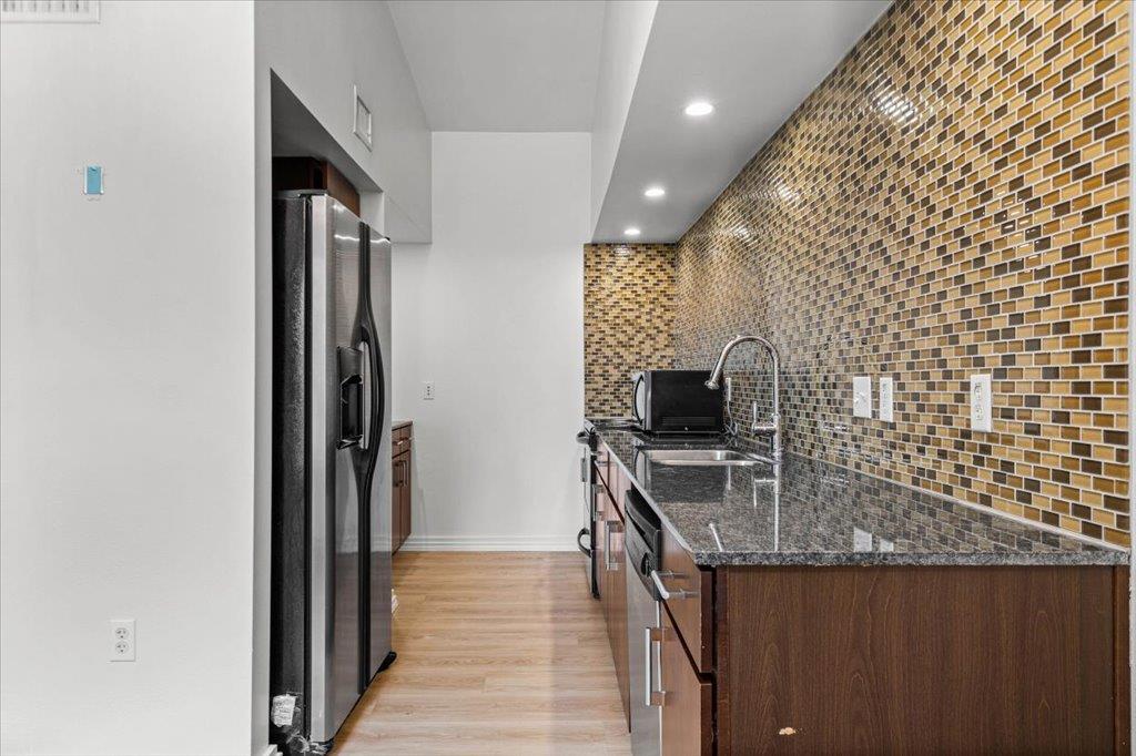 2200 Dickson Dr # 227, Austin, TX 78704