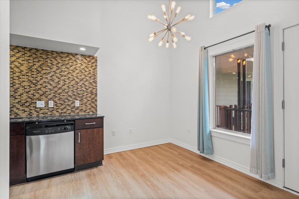 2200 Dickson Dr # 227, Austin, TX 78704