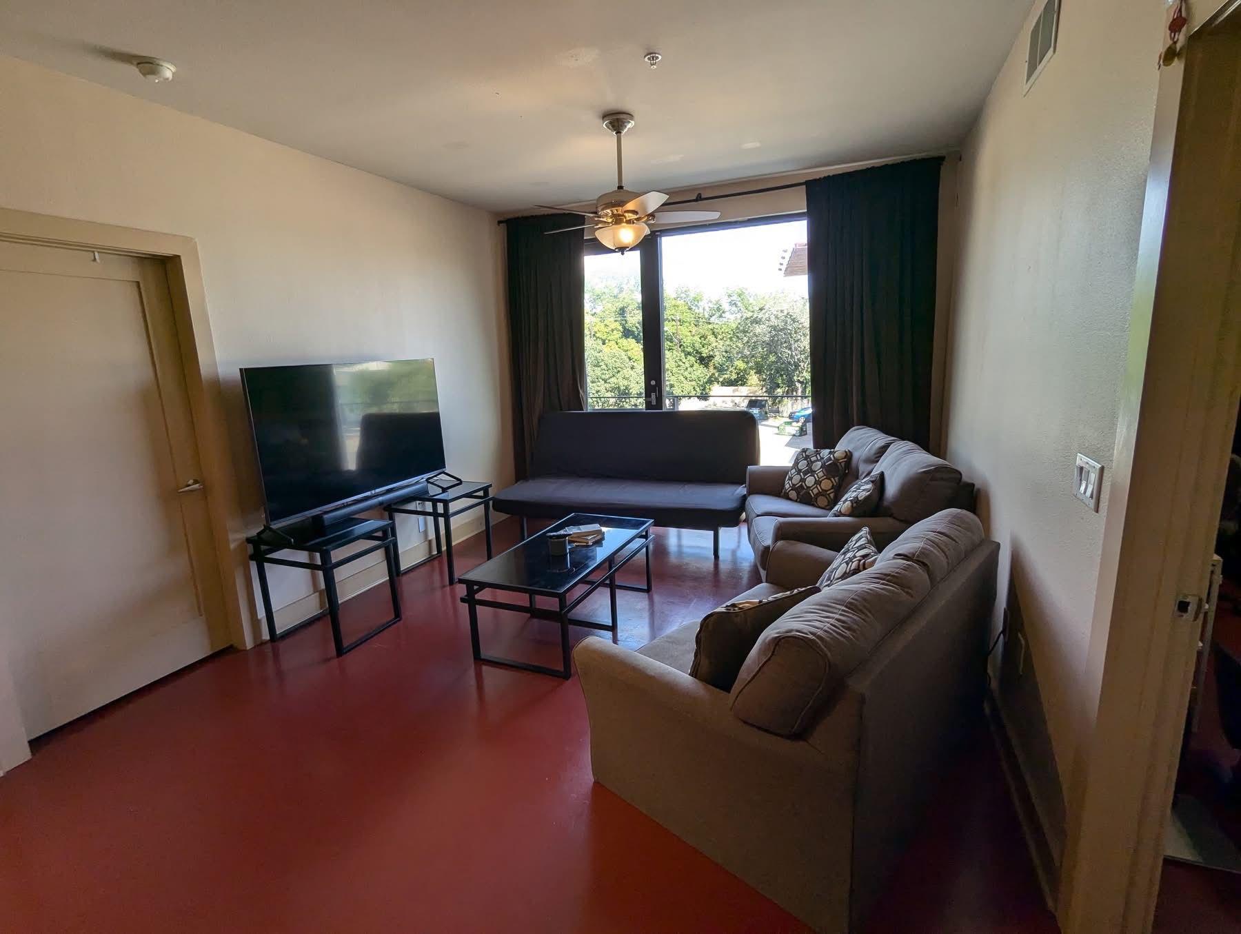 3016 Guadalupe St # 205, Austin, TX 78705