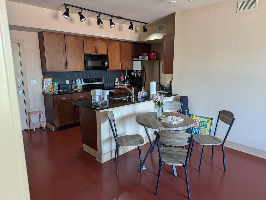 3016 Guadalupe St # 205, Austin, TX 78705