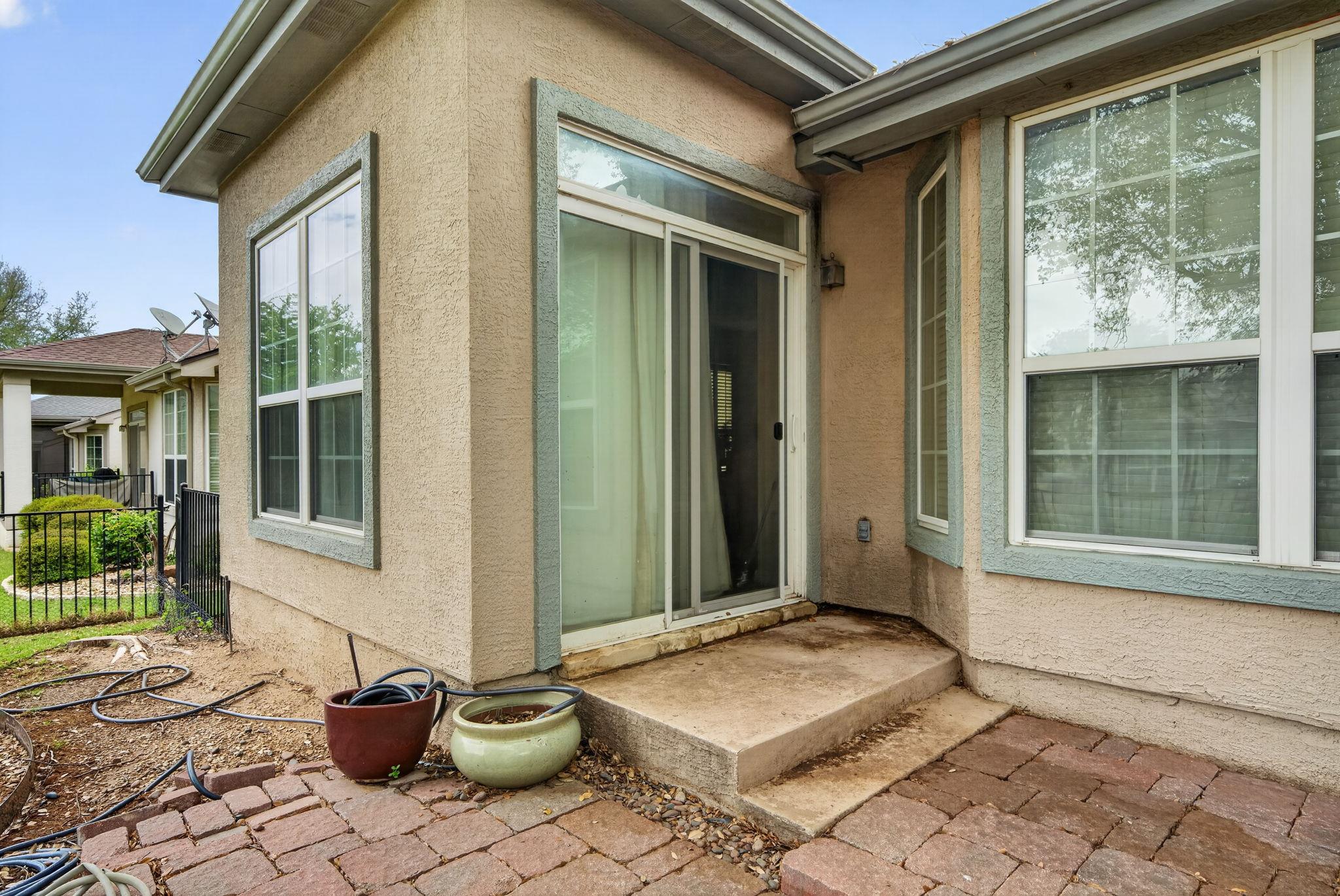 311 Deer Meadow Cir, Georgetown, TX 78633