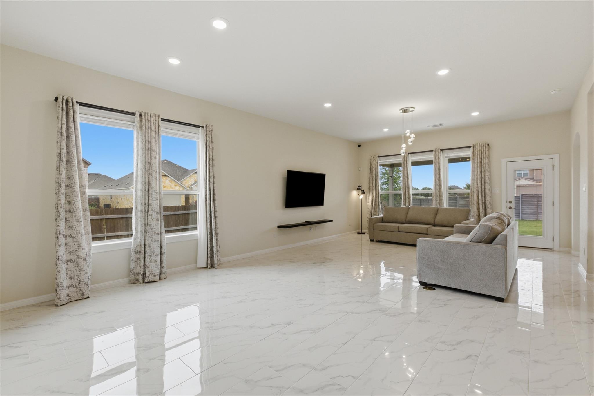 17200 Portnoy Ln, Pflugerville, TX 78660