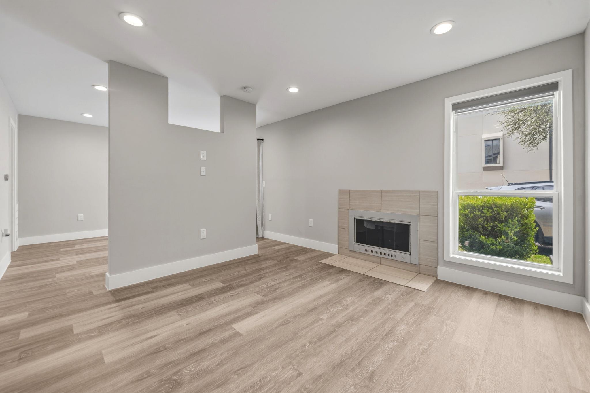 935 La Posada Dr # 144, Austin, TX 78752