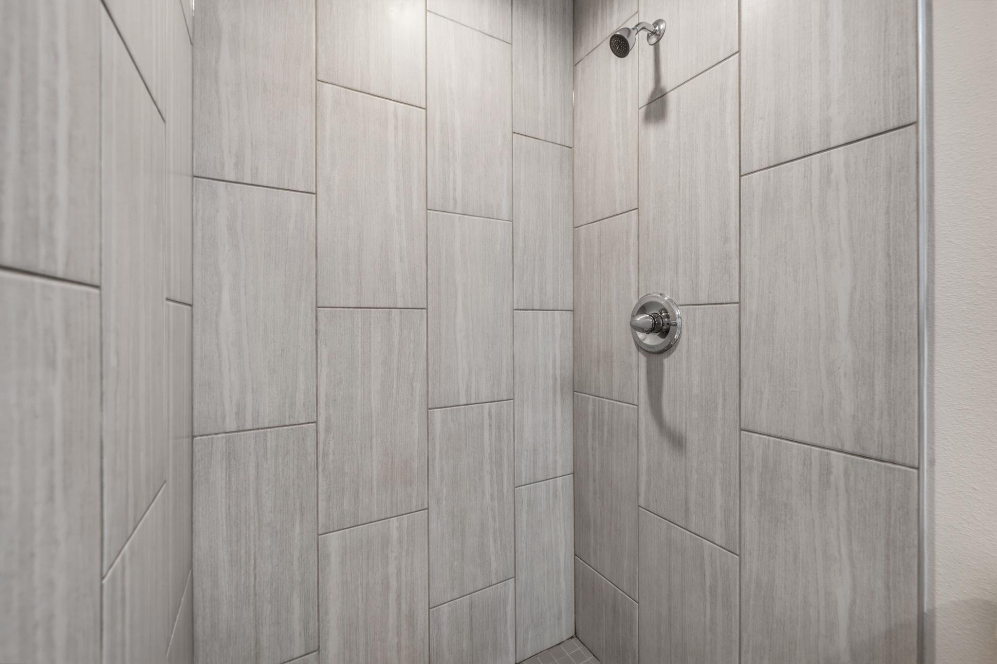 935 La Posada Dr # 144, Austin, TX 78752