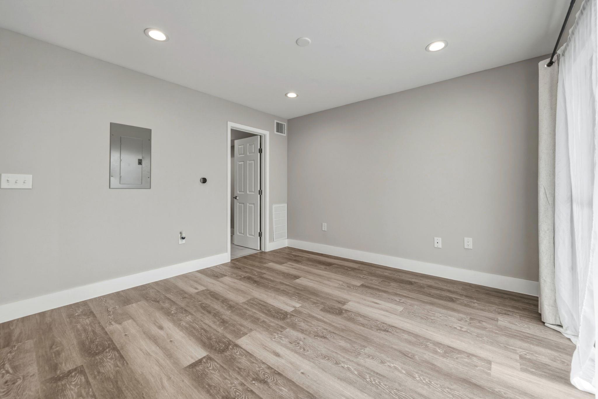 935 La Posada Dr # 144, Austin, TX 78752