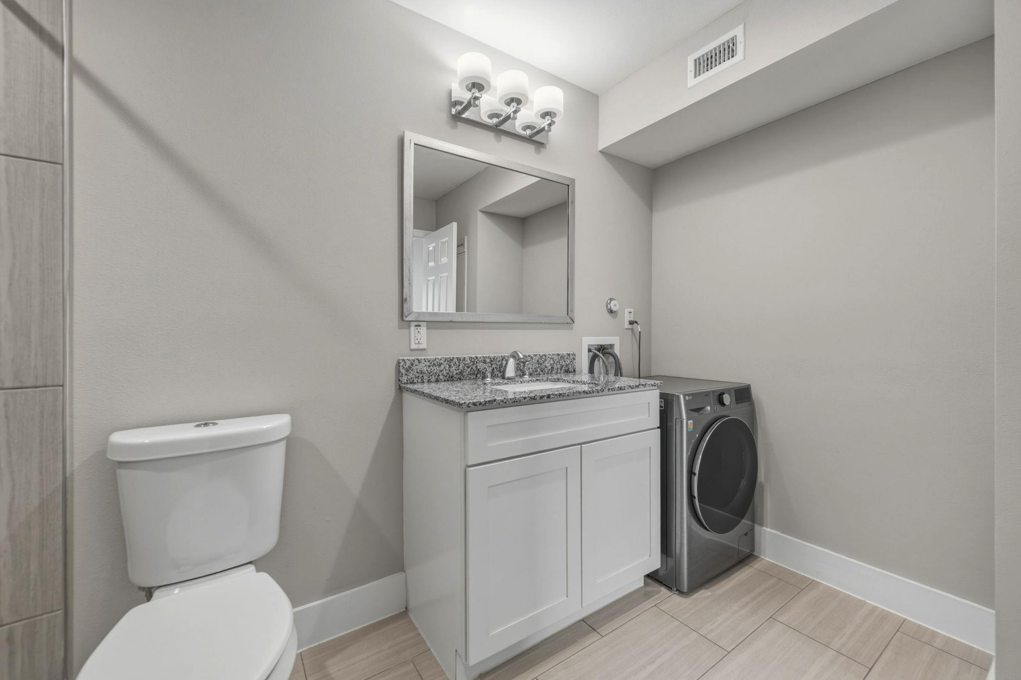 935 La Posada Dr # 144, Austin, TX 78752