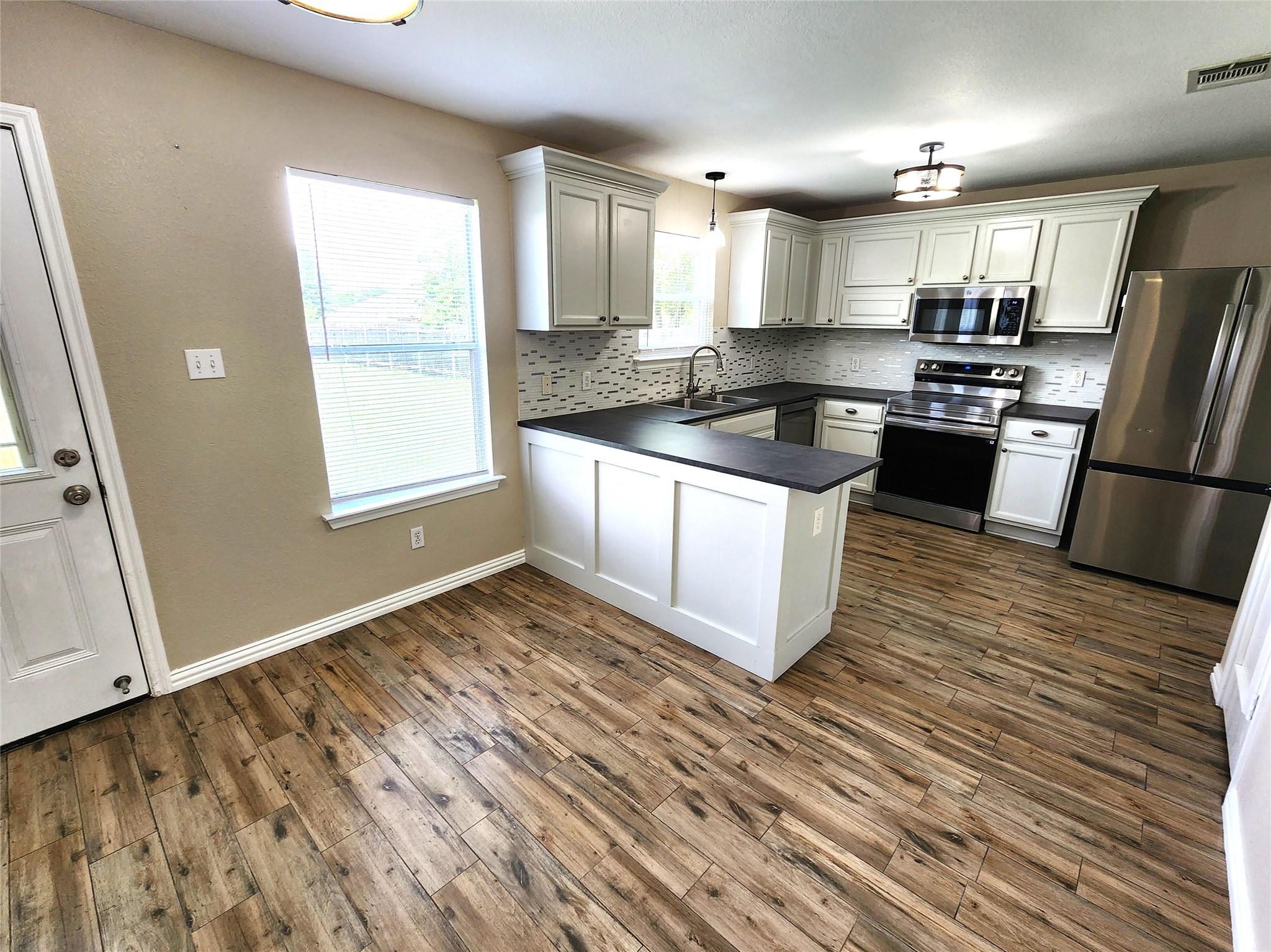 933 Meadow Ridge Loop, Georgetown, TX 78626