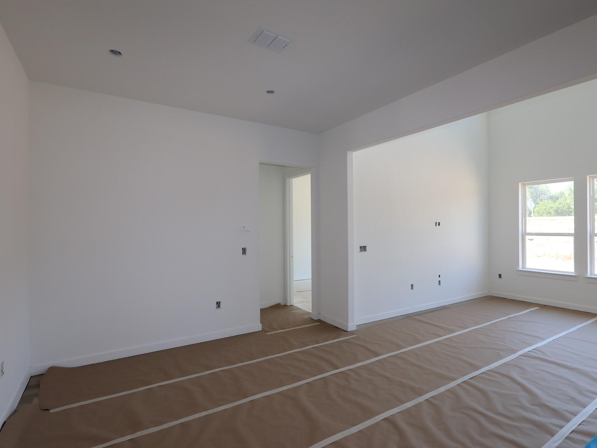 841 Corvallis Dr, Leander, TX 78641