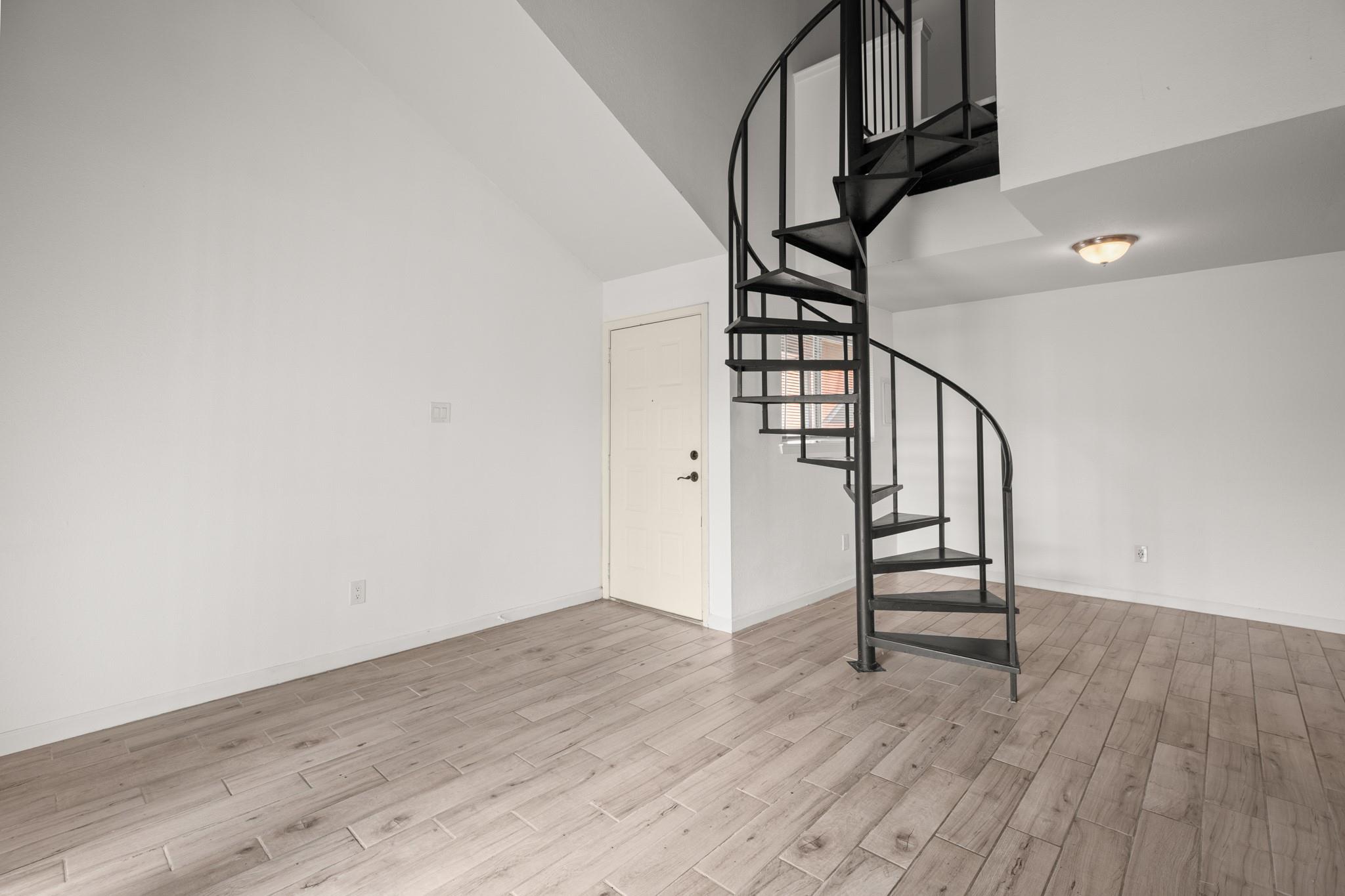 1840 Burton Dr # 174, Austin, TX 78741