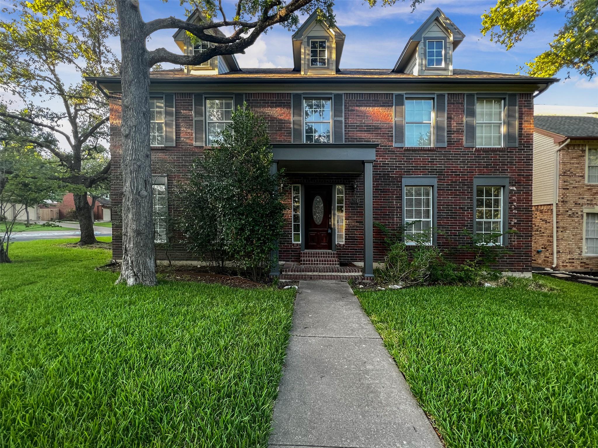 6204 Old Harbor Ln, Austin, TX 78739