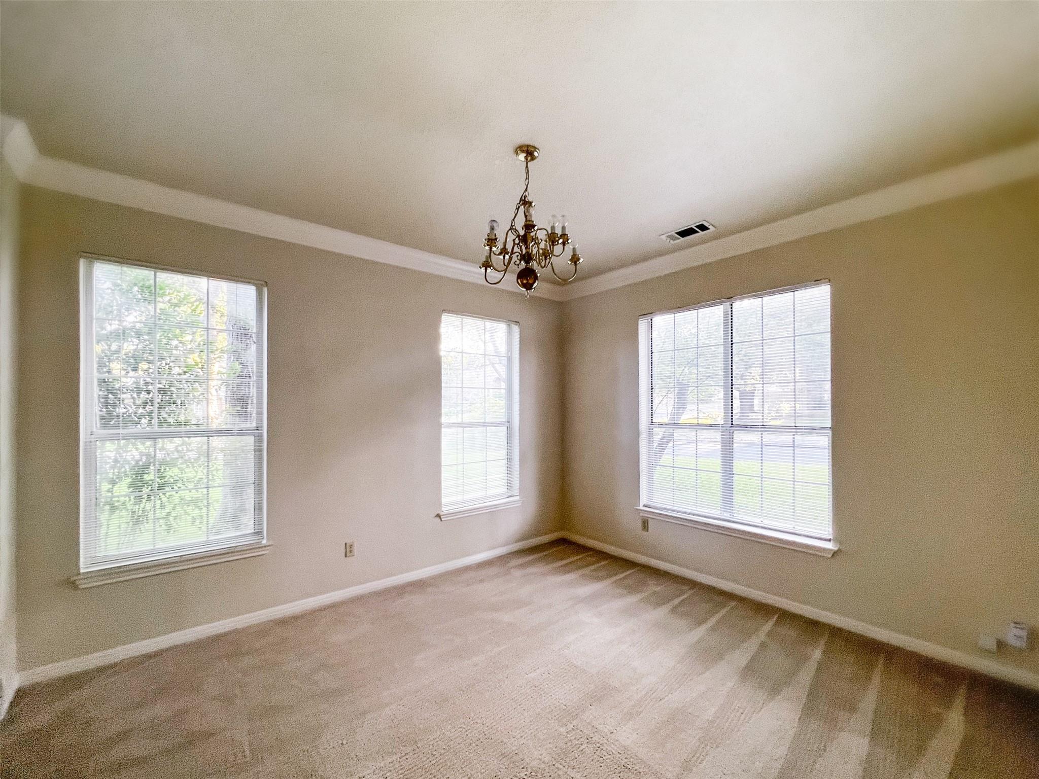 6204 Old Harbor Ln, Austin, TX 78739