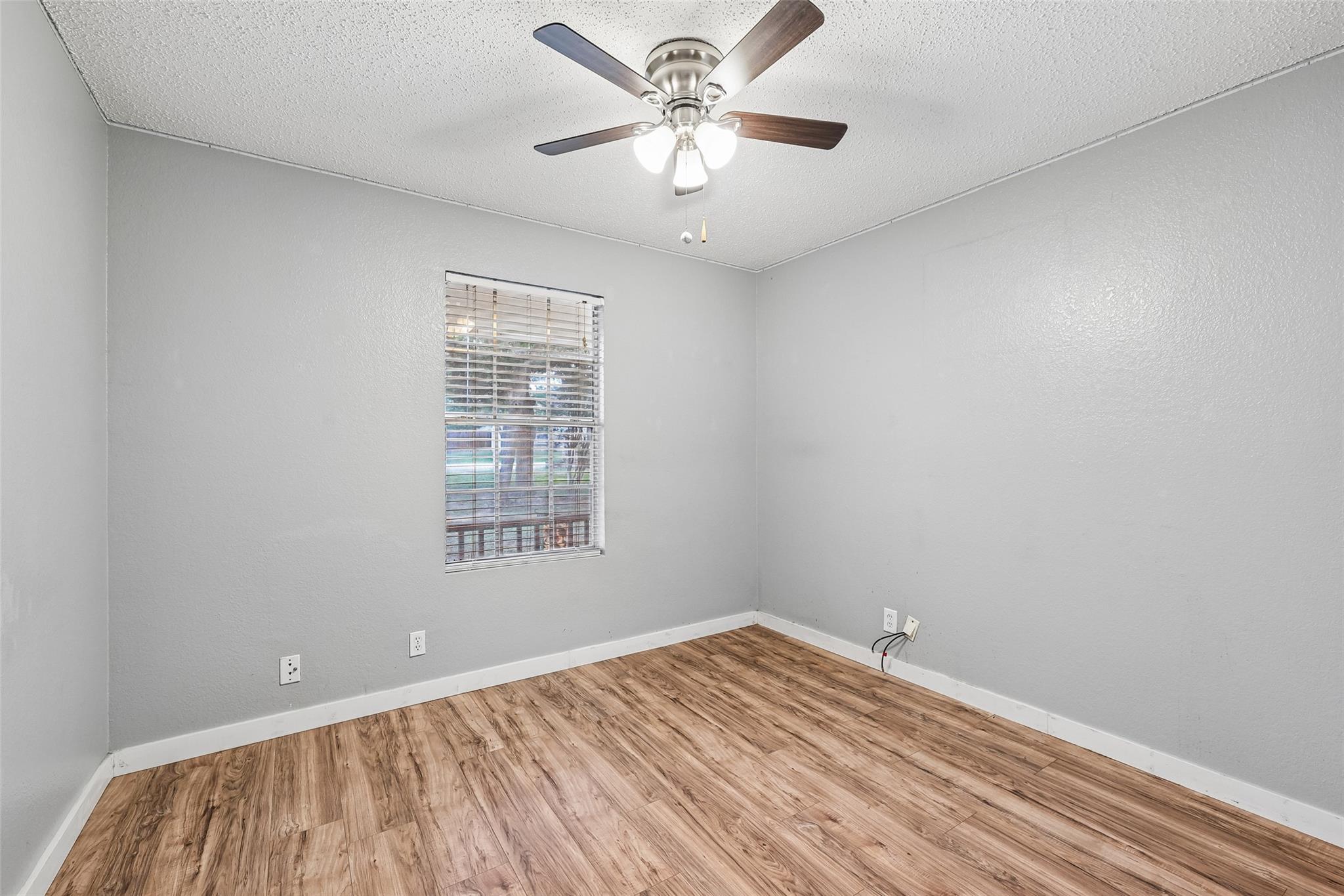 510 Maybrook Dr, Buda, TX 78610