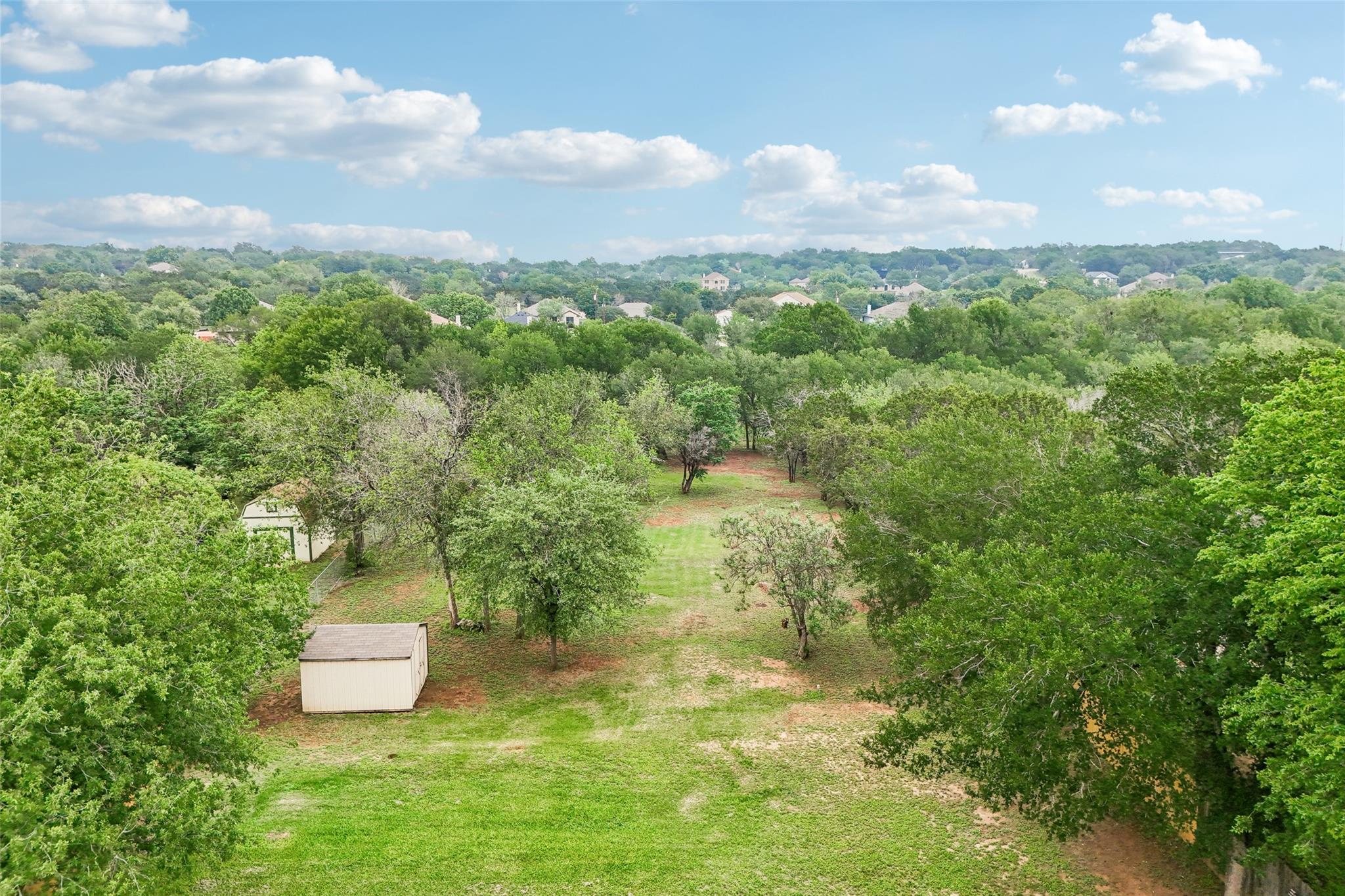 510 Maybrook Dr, Buda, TX 78610