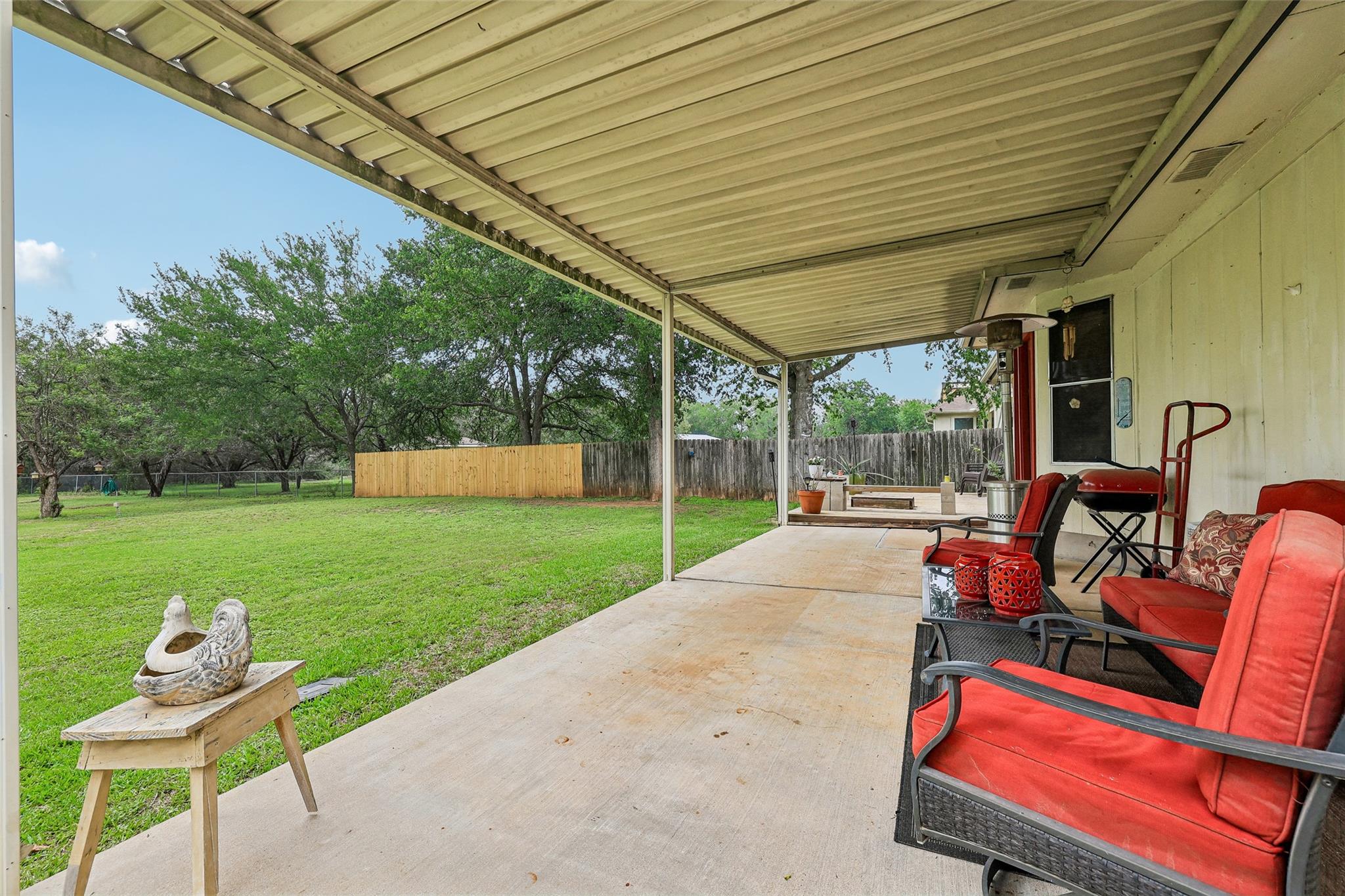 510 Maybrook Dr, Buda, TX 78610