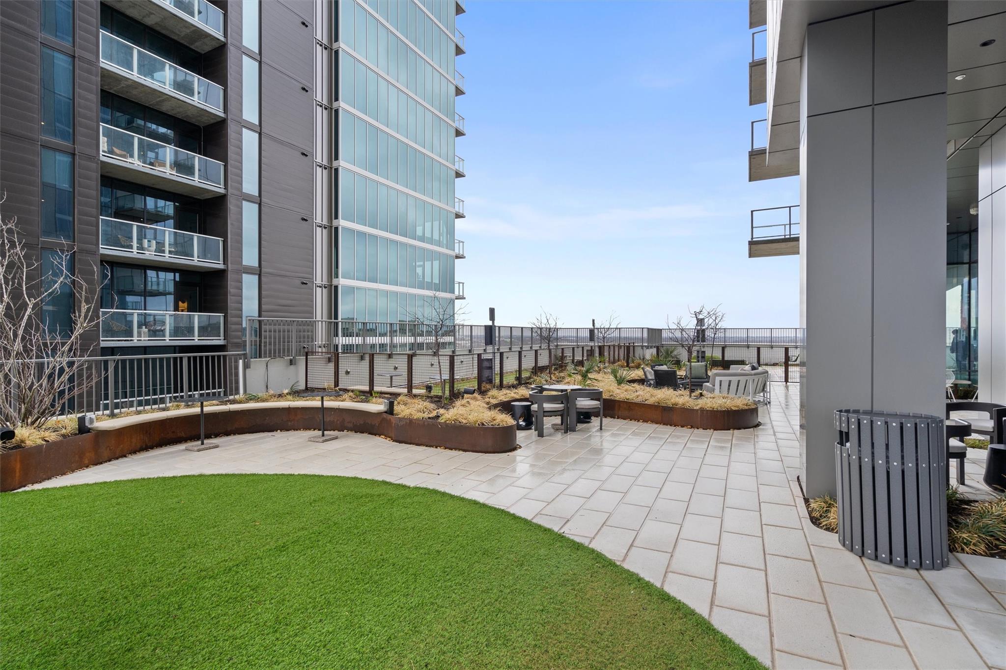 44 East Ave # 2306, Austin, TX 78701