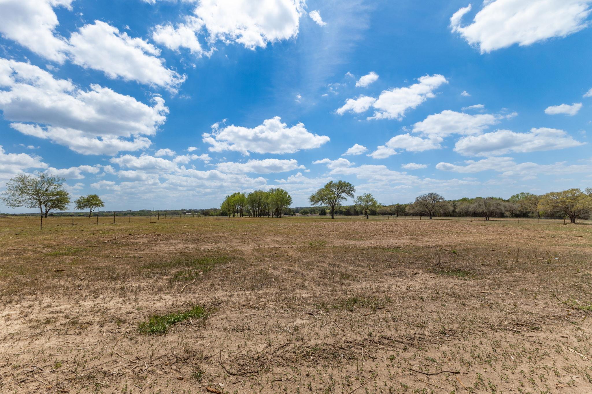 2112 (Tract #4) Baca Loop, Flatonia, TX 78941