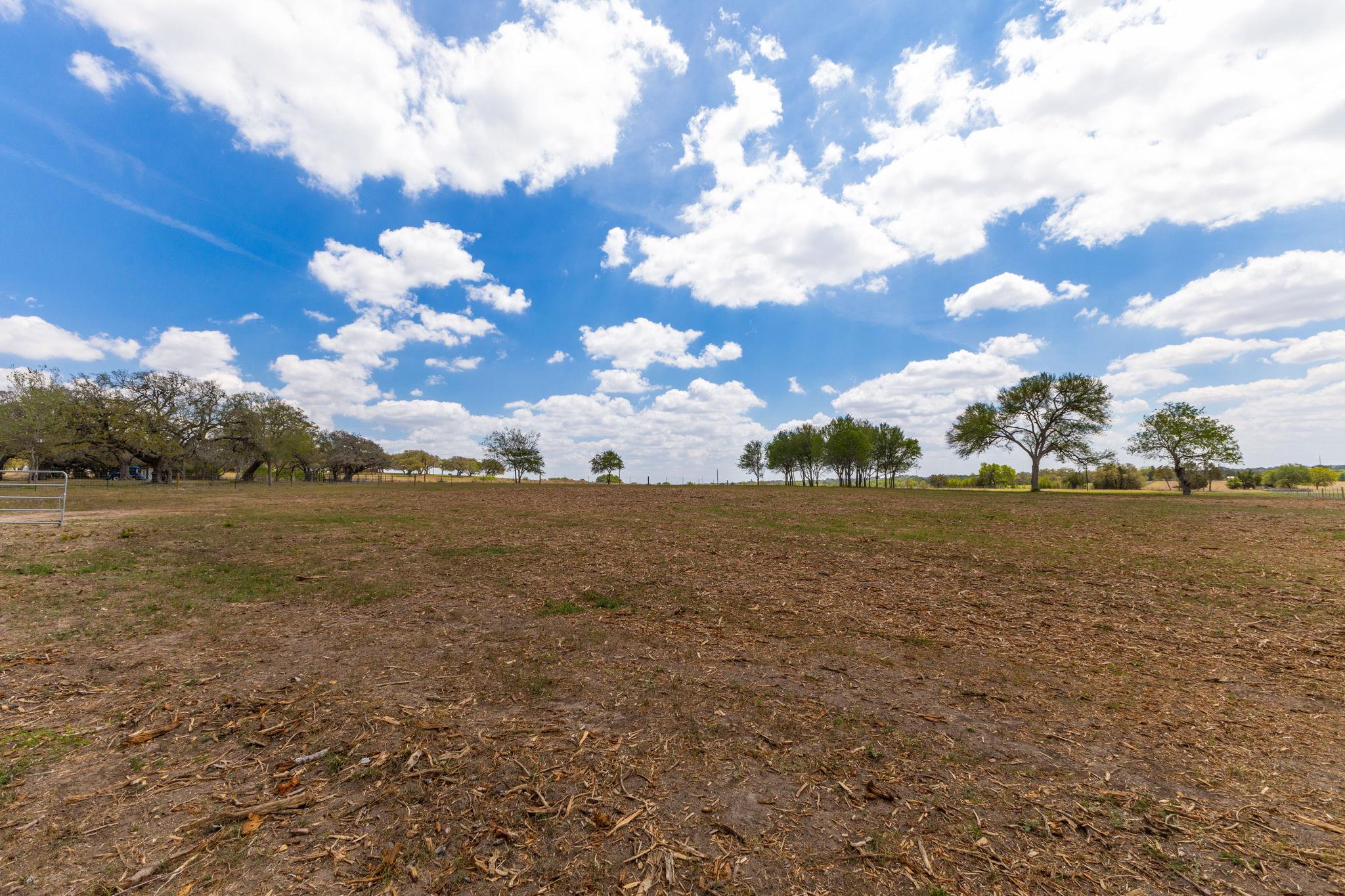 2112 (Tract #4) Baca Loop, Flatonia, TX 78941