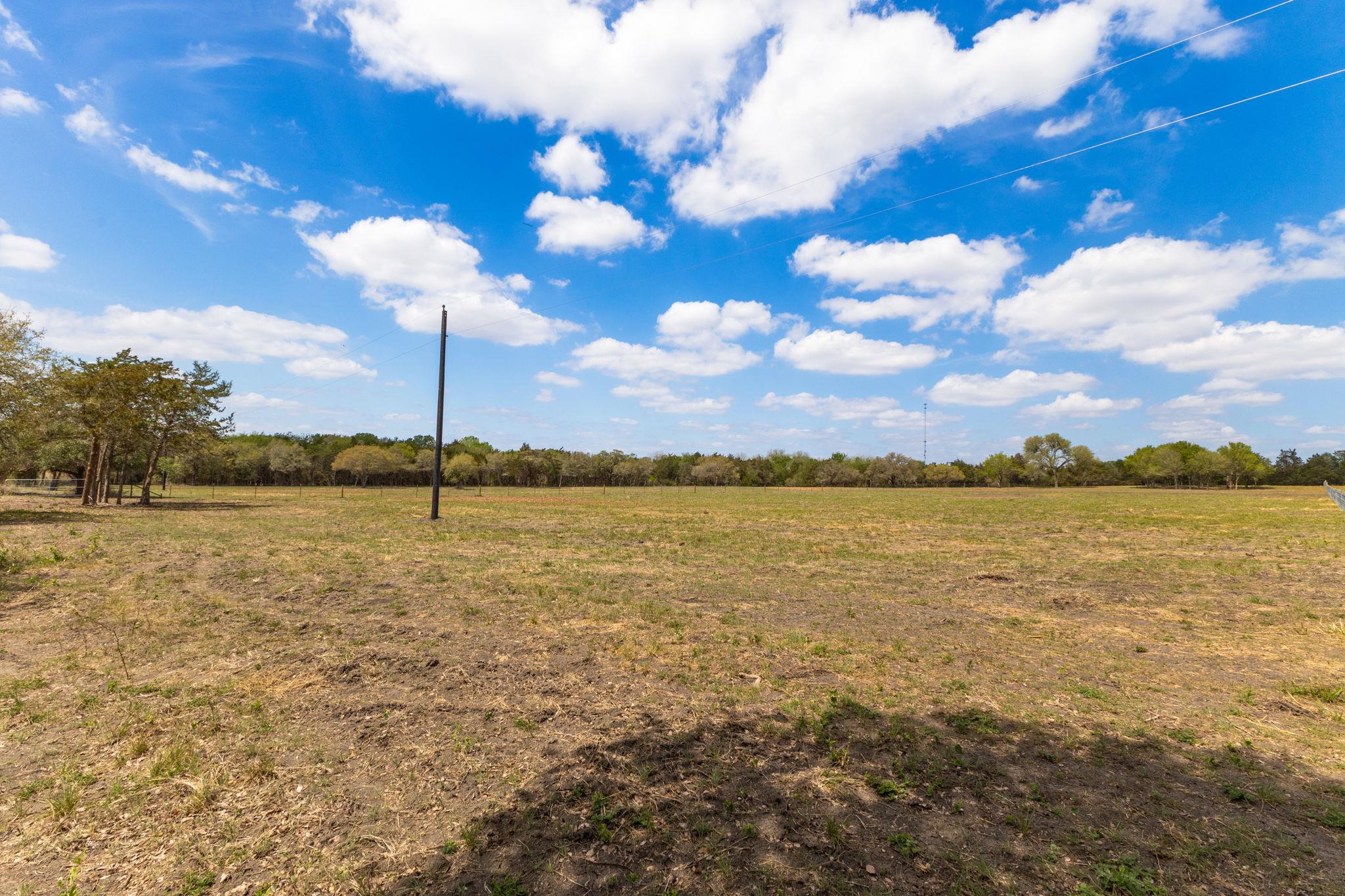 2112 (Tract #4) Baca Loop, Flatonia, TX 78941
