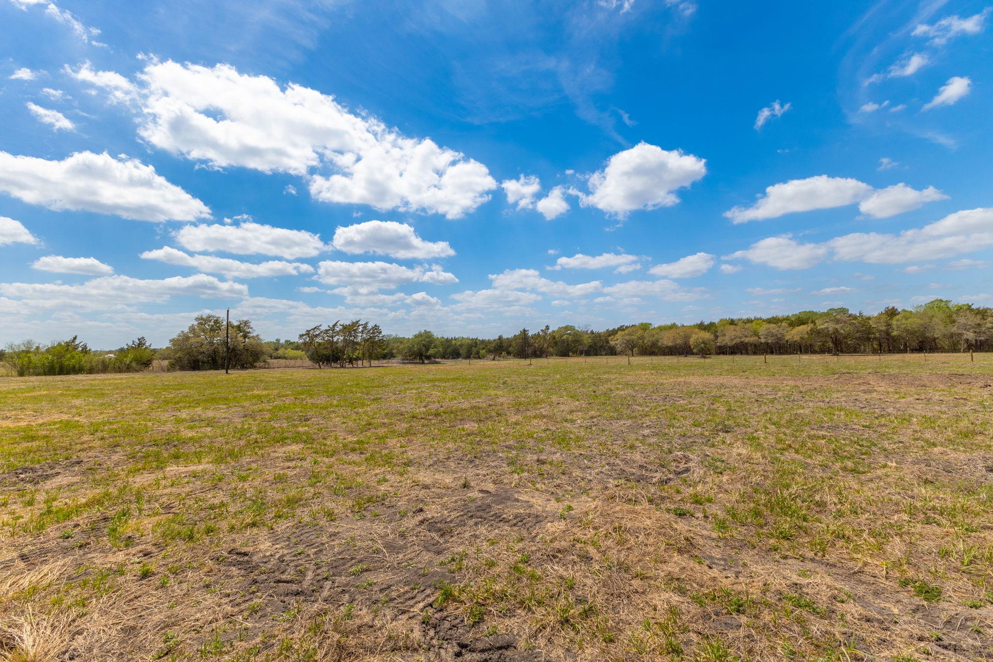 2112 (Tract #4) Baca Loop, Flatonia, TX 78941