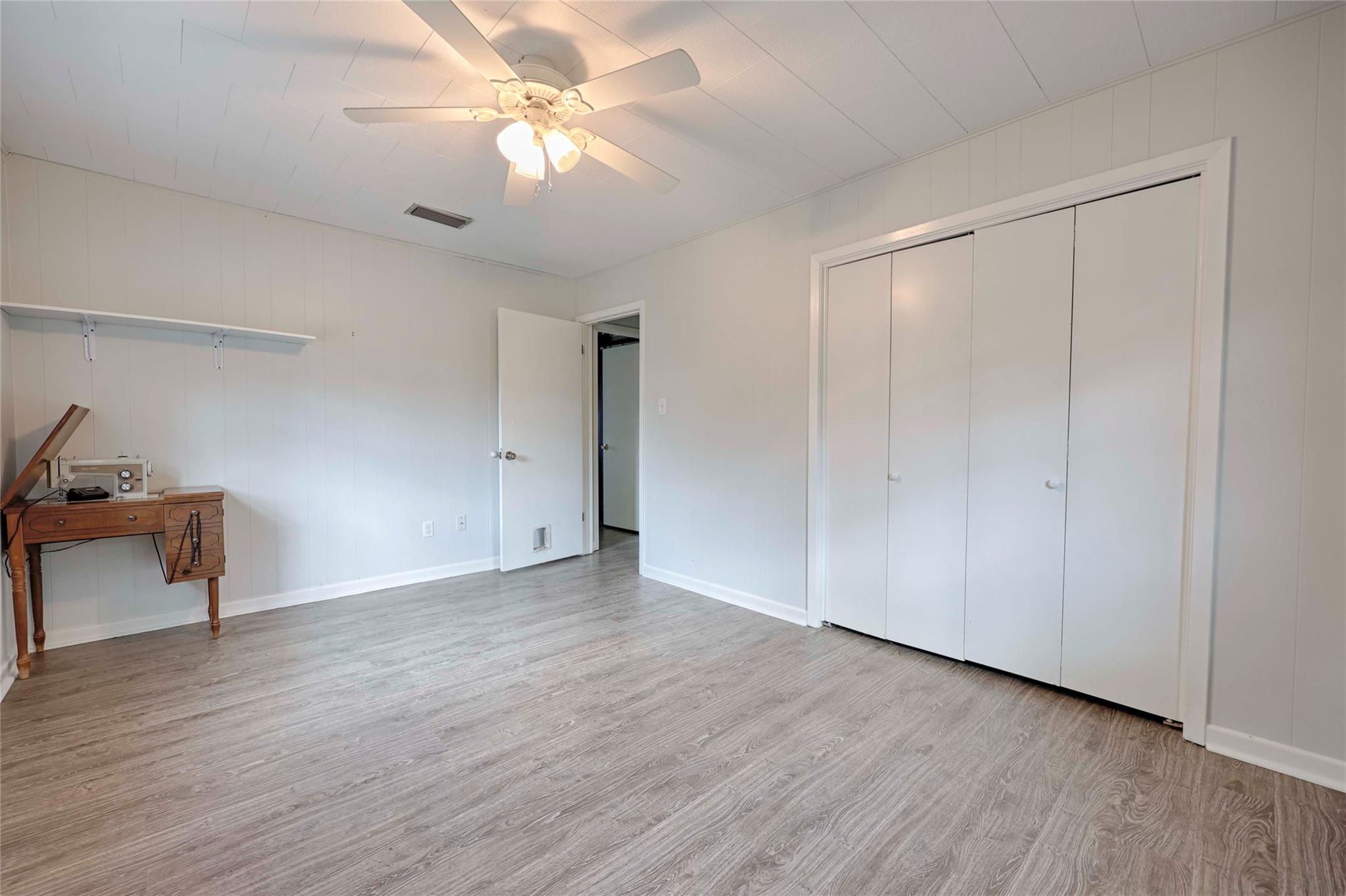 705 S La Grange St, Flatonia, TX 78941