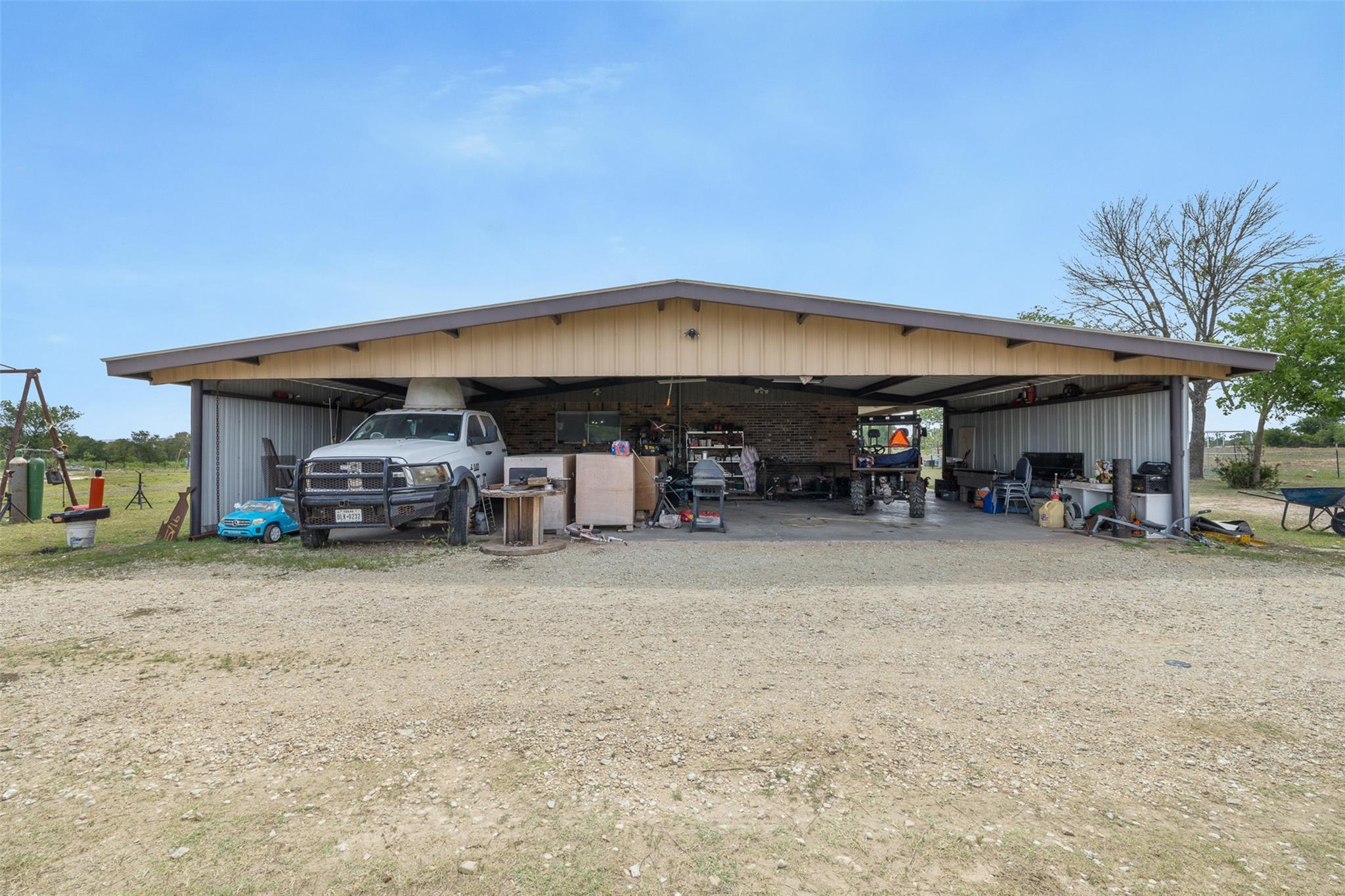 9765 State Park Rd, Lockhart, TX 78644