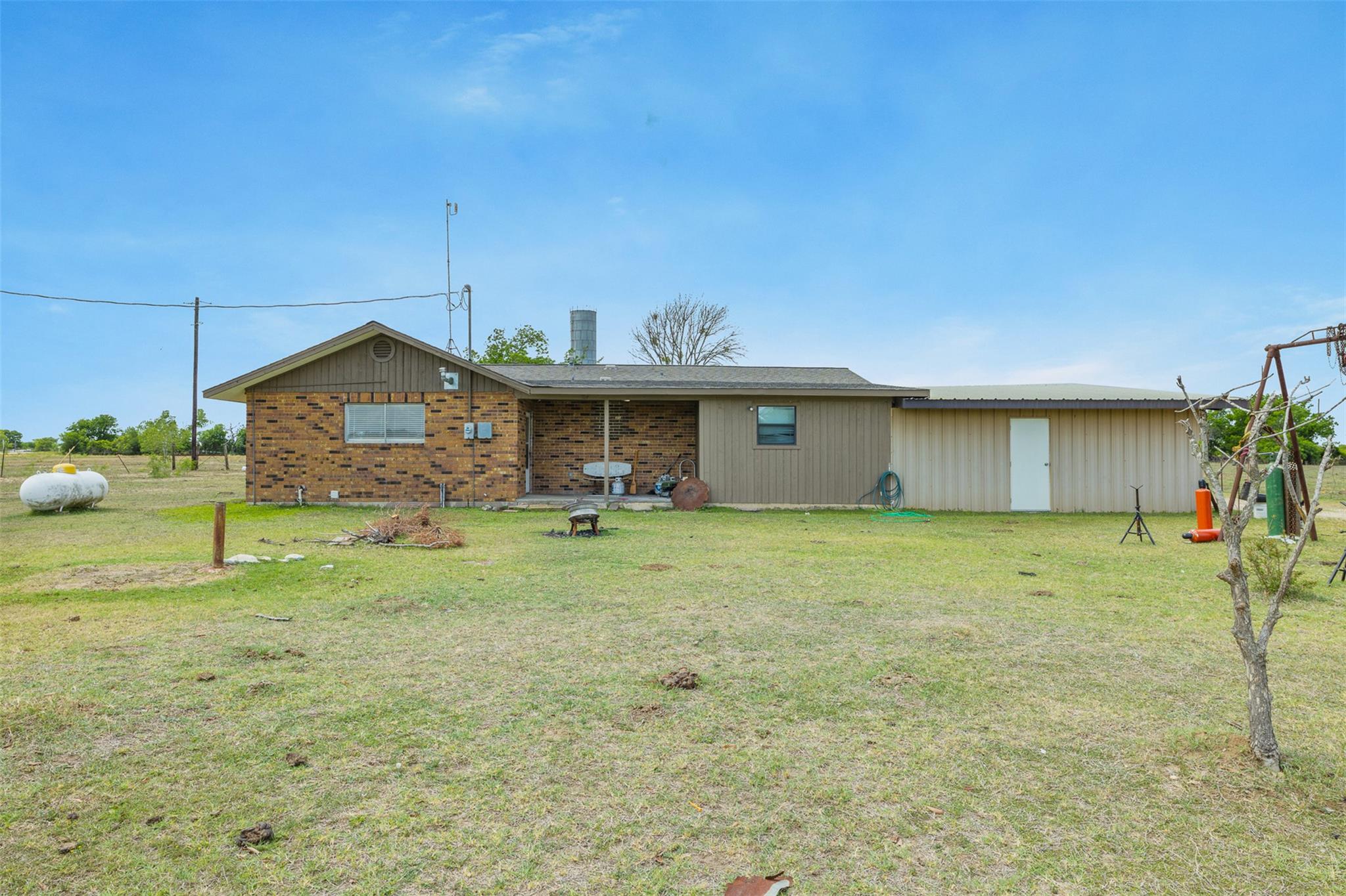9765 State Park Rd, Lockhart, TX 78644