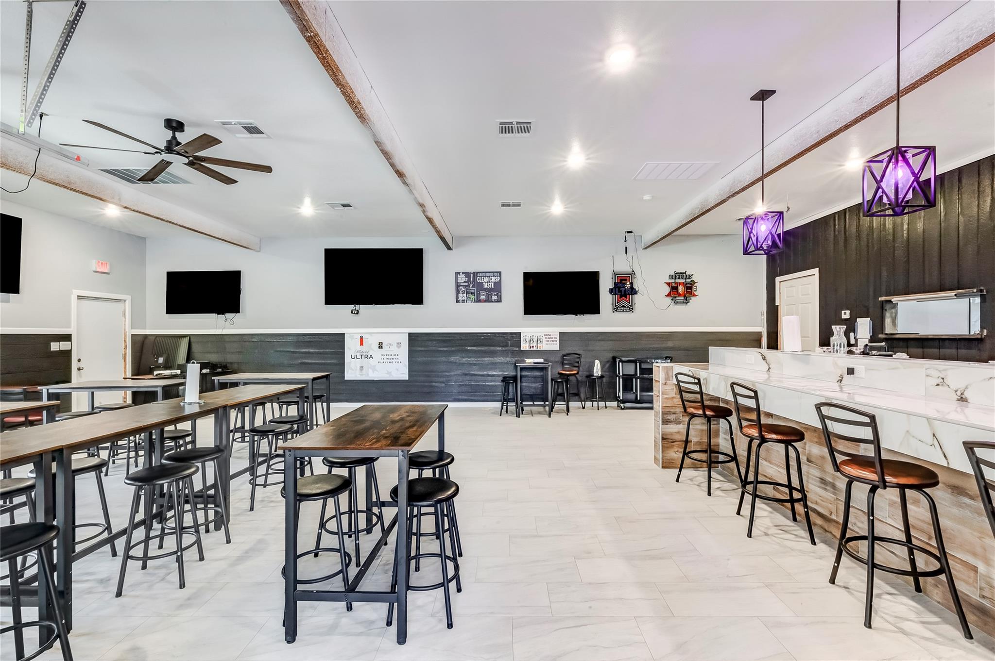 306 Oak St, Rockdale, TX 76567