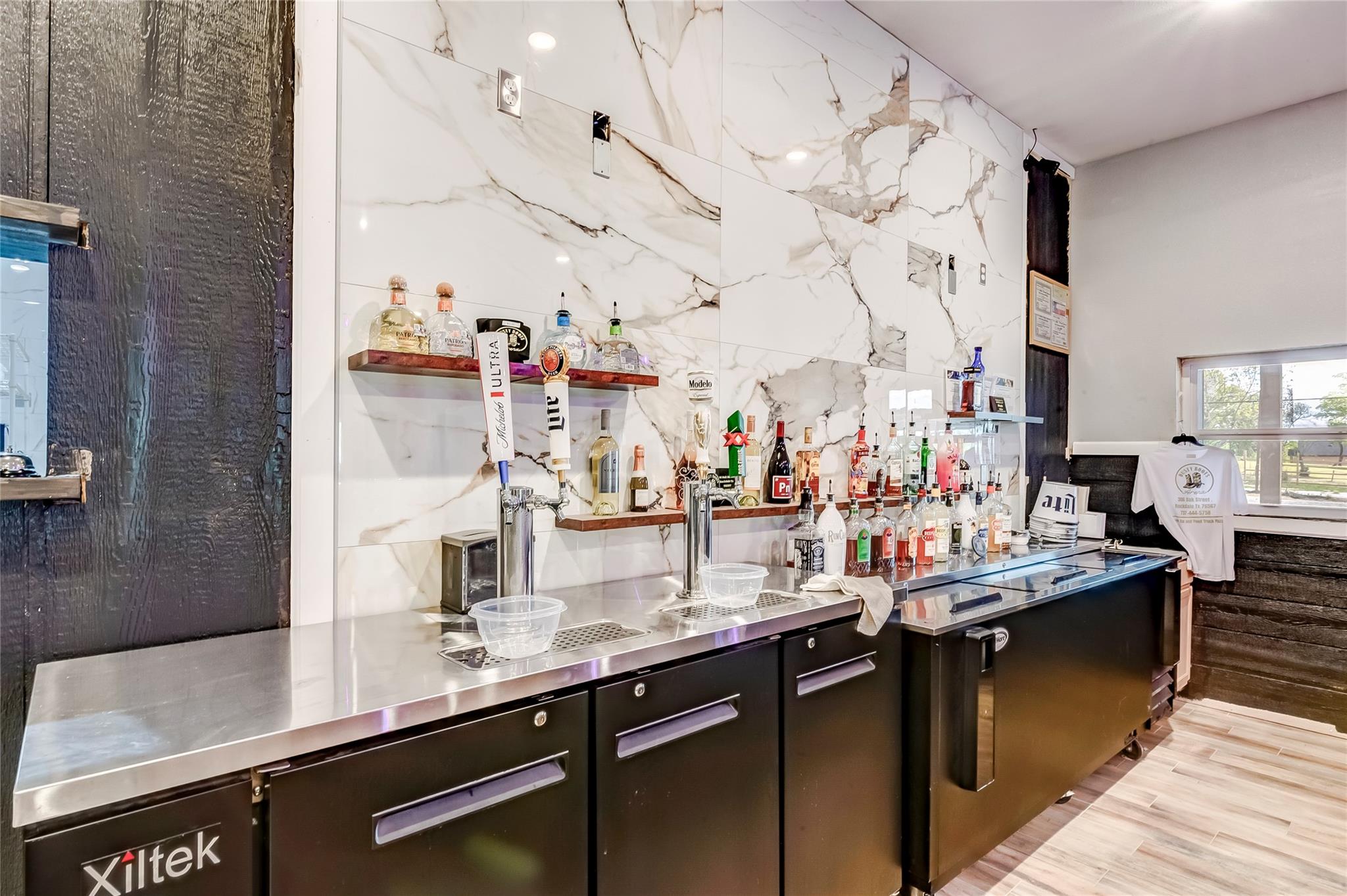 306 Oak St, Rockdale, TX 76567