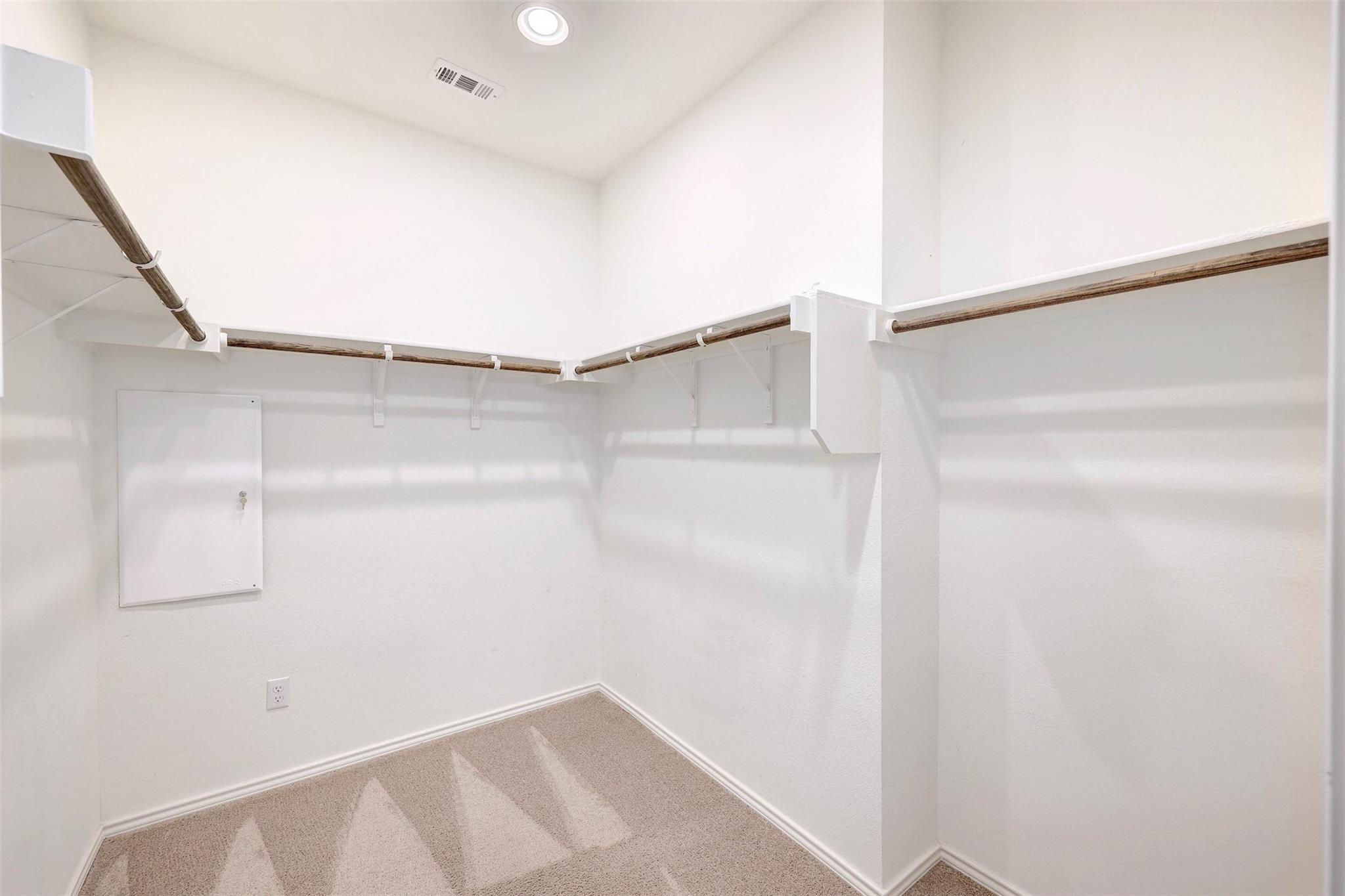 307 Simmental Loop, Hutto, TX 78634